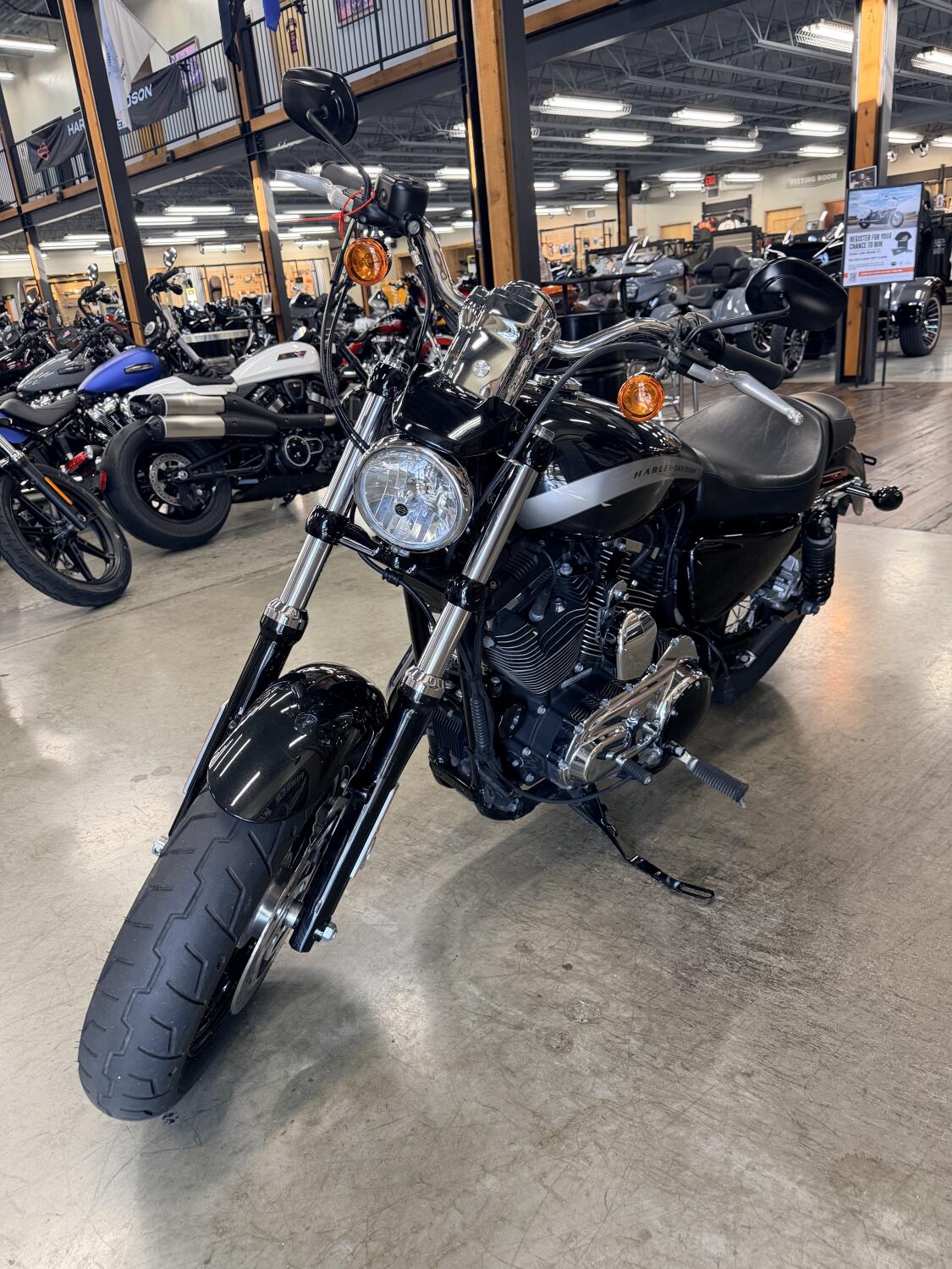 2018 Harley-Davidson® 1200 Custom XL1200C, photo 14