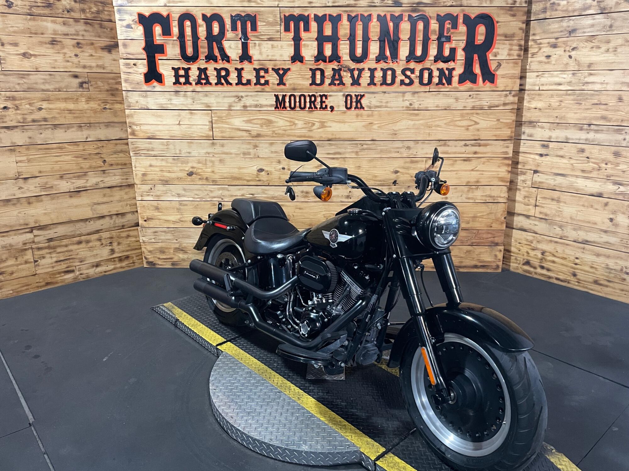 2016 Harley-Davidson® Fat Boy® S FLSTFBS, photo 4