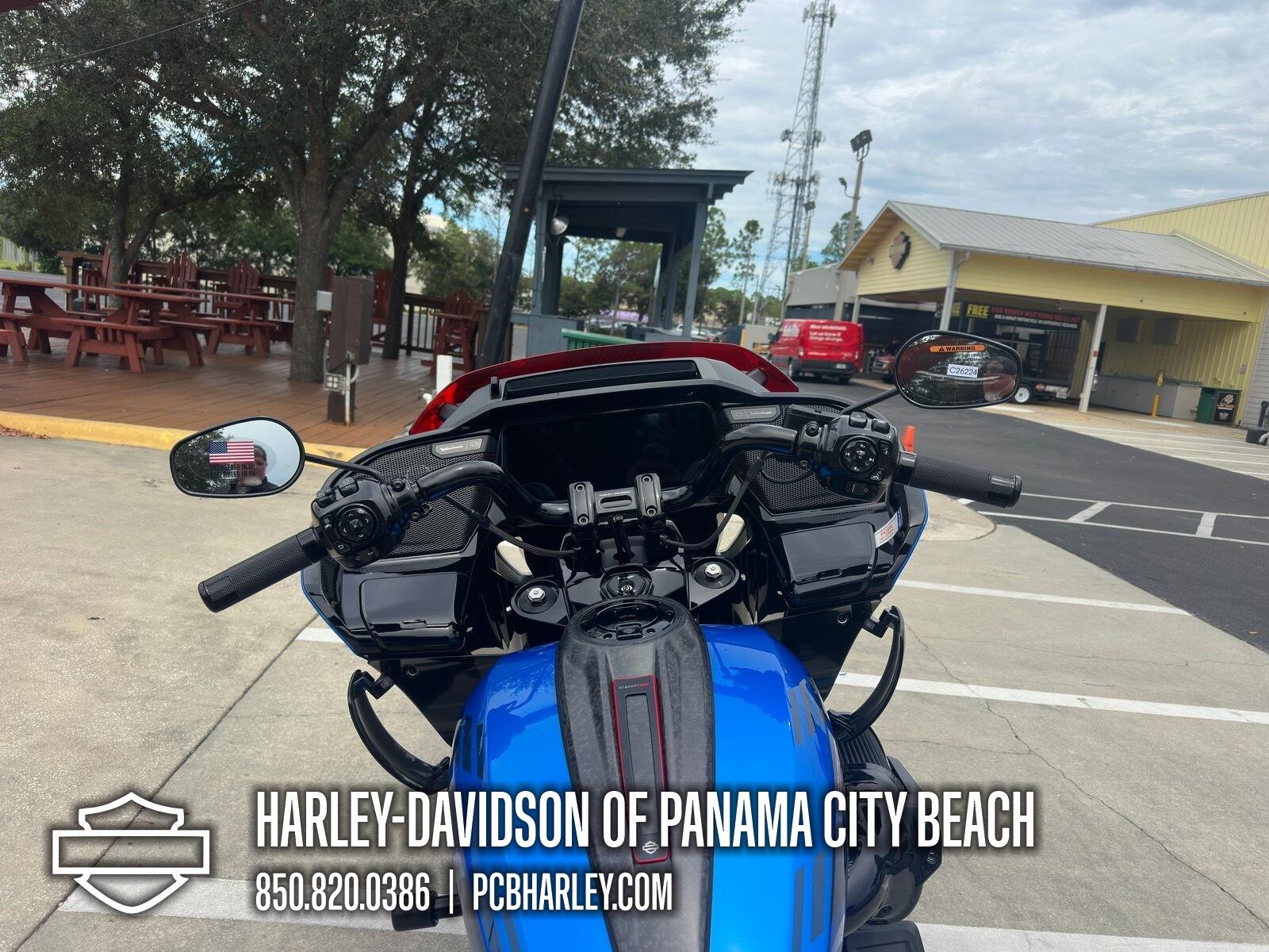 2026 Harley-Davidson® CVO Road Glide ST, photo 14