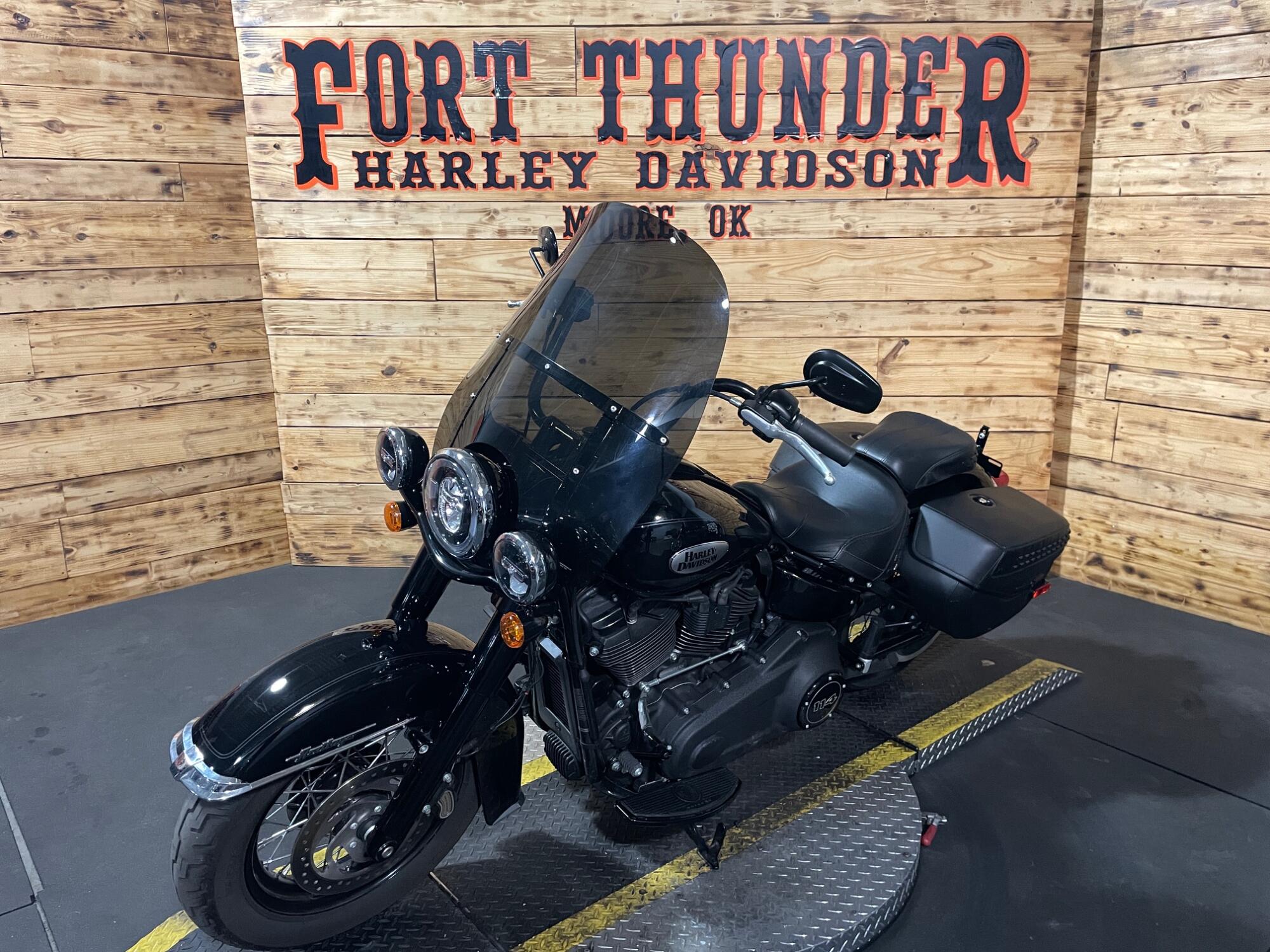 2024 Harley-Davidson® Heritage Classic FLHCS, photo 8