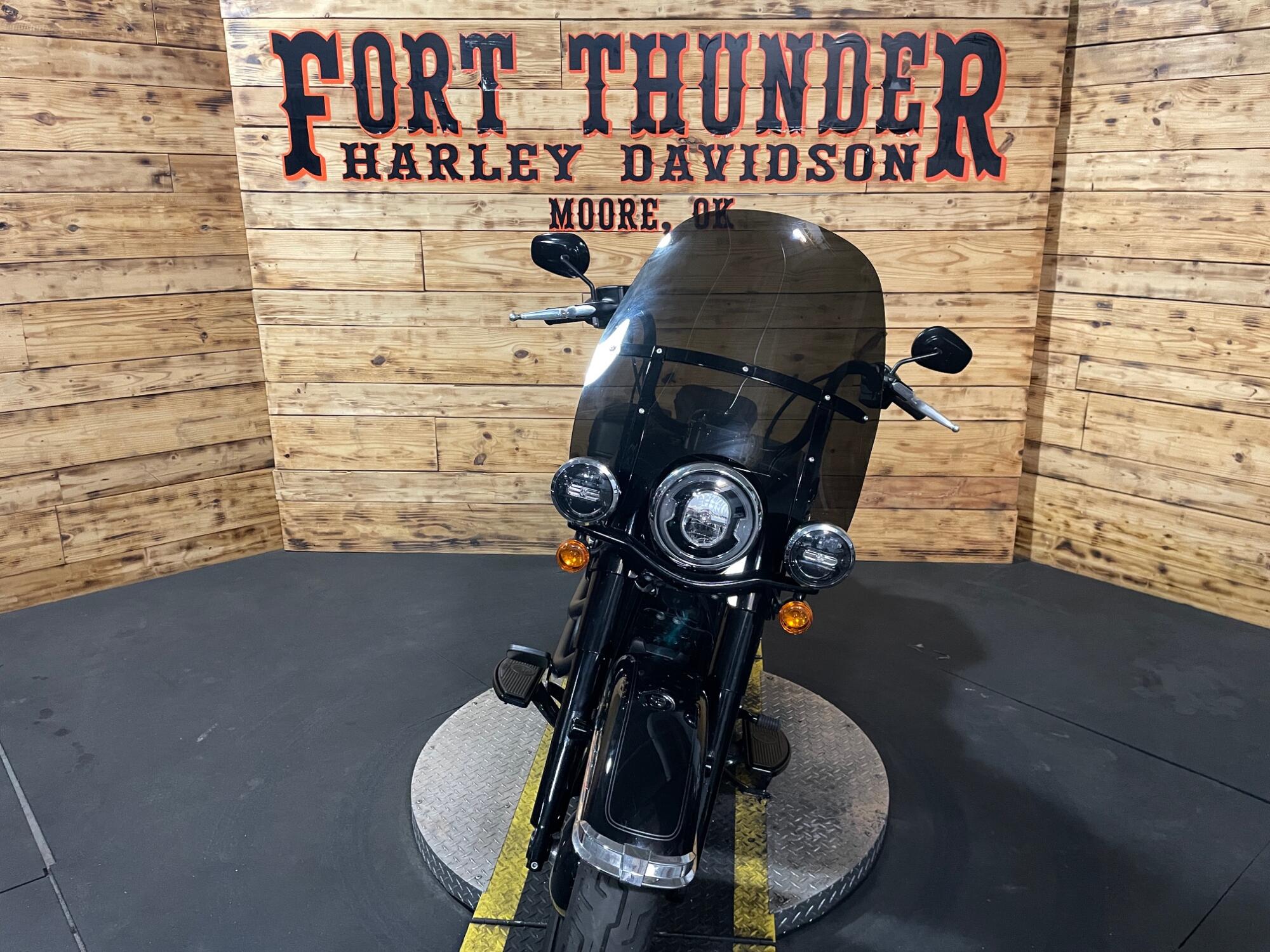 2024 Harley-Davidson® Heritage Classic FLHCS, photo 5