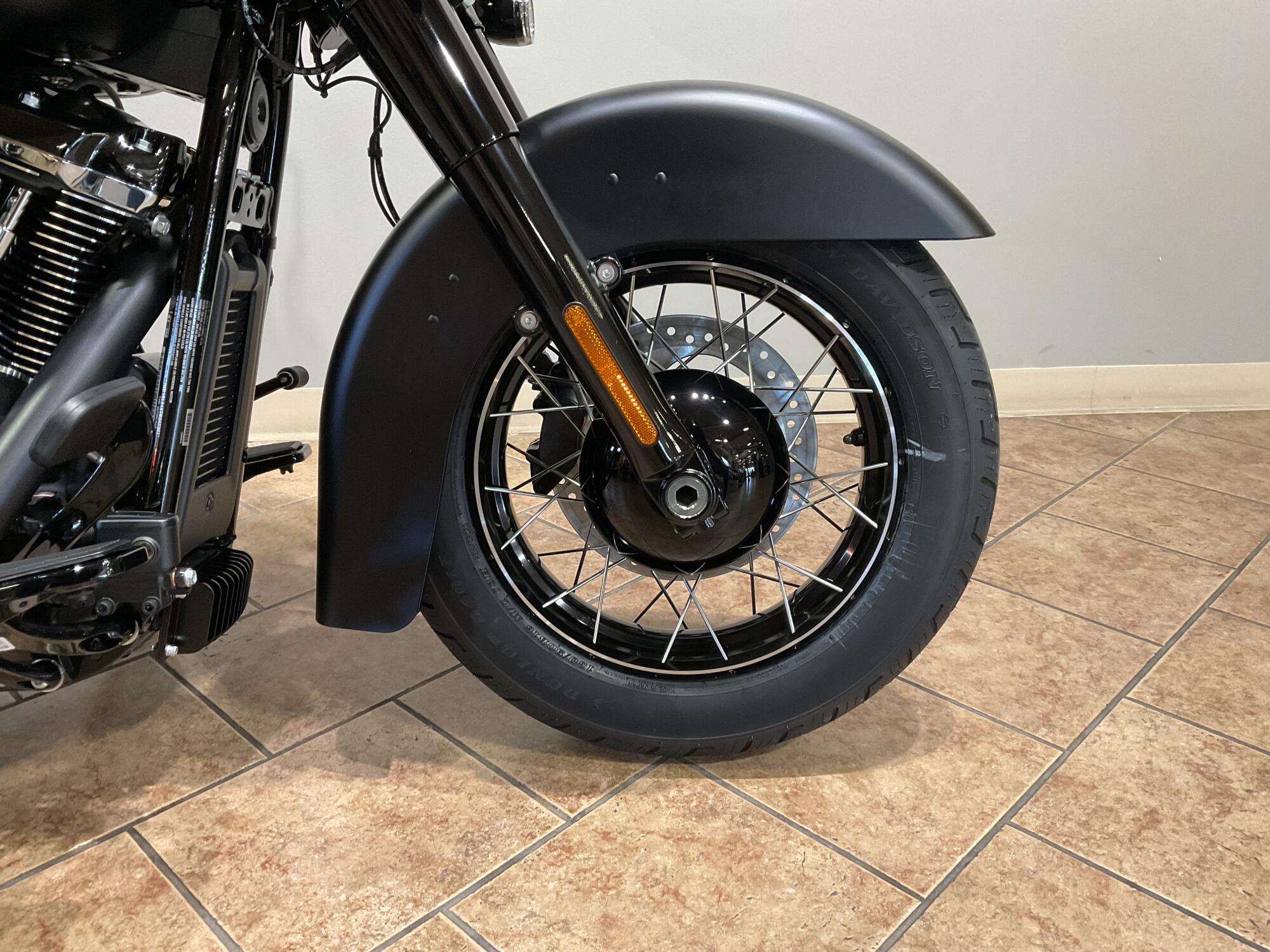 2026 Harley-Davidson® Deadwood™ Black Denim FLHD, photo 8
