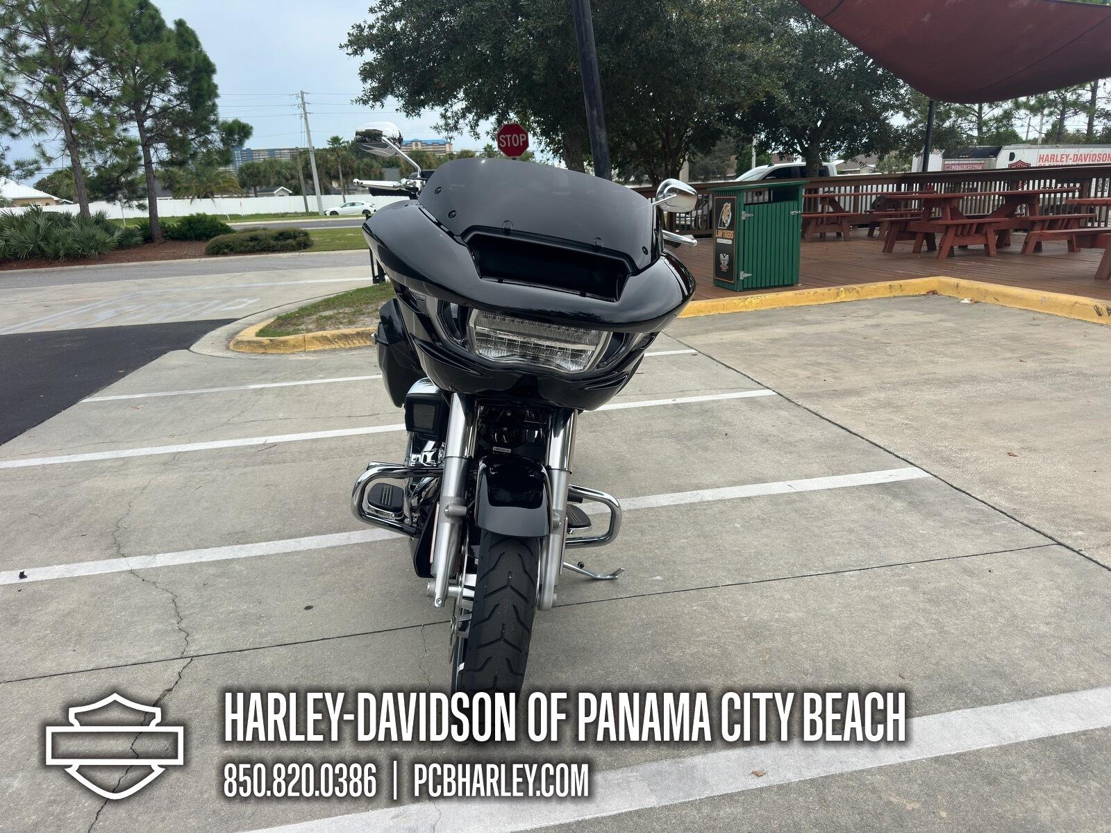 2026 Harley-Davidson® Road Glide®, photo 9