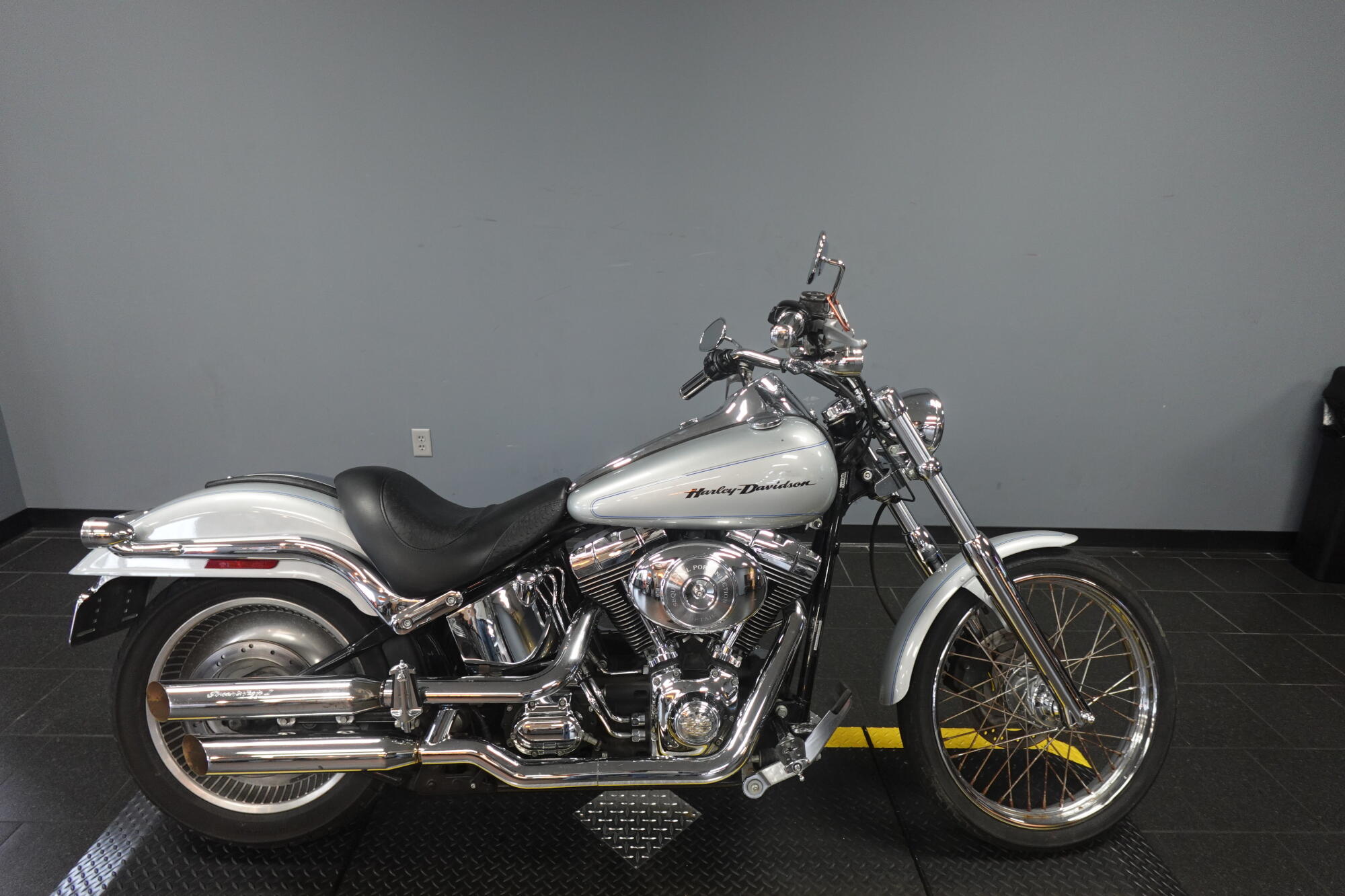 2006 Harley-Davidson® Softail Deuce FXSTD