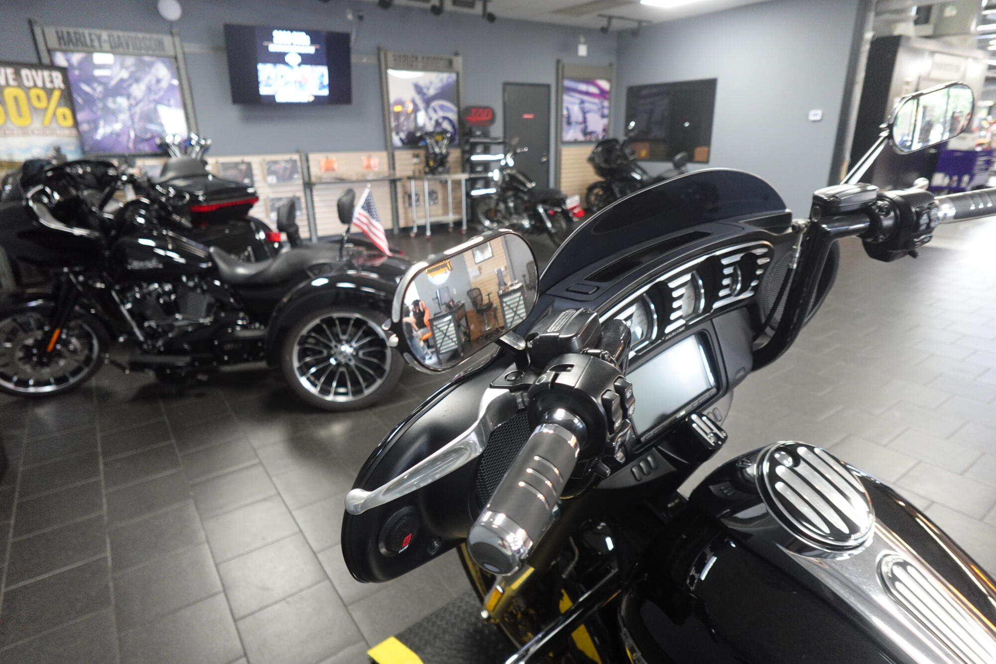 2019 Harley-Davidson® Street Glide® FLHX, photo 14
