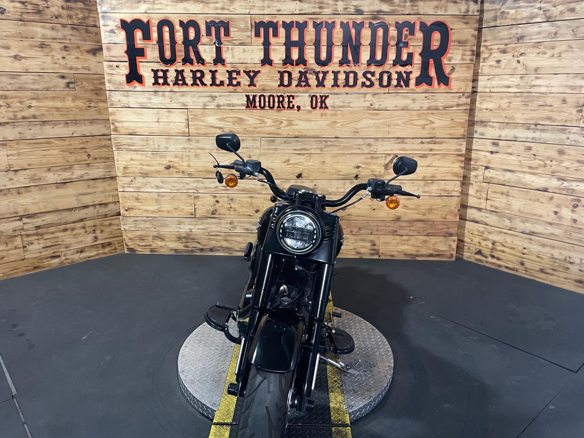 2016 Harley-Davidson® Fat Boy® S FLSTFBS, photo 5