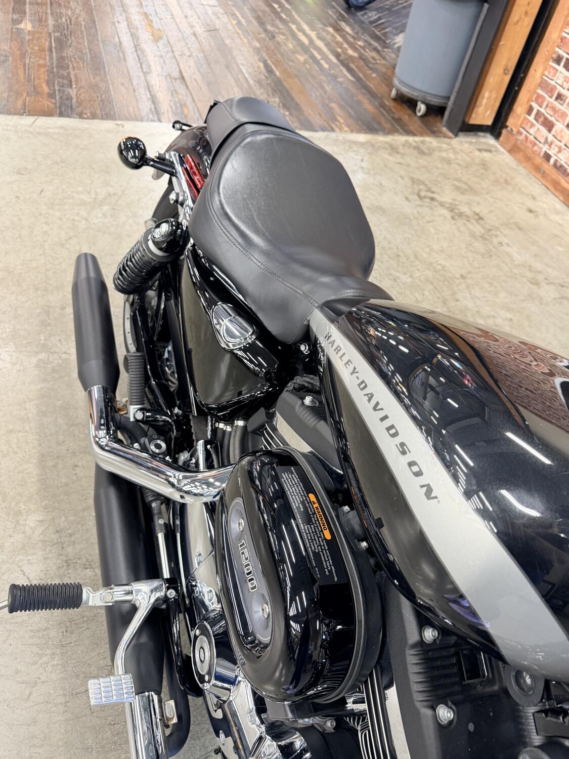 2018 Harley-Davidson® 1200 Custom XL1200C, photo 8