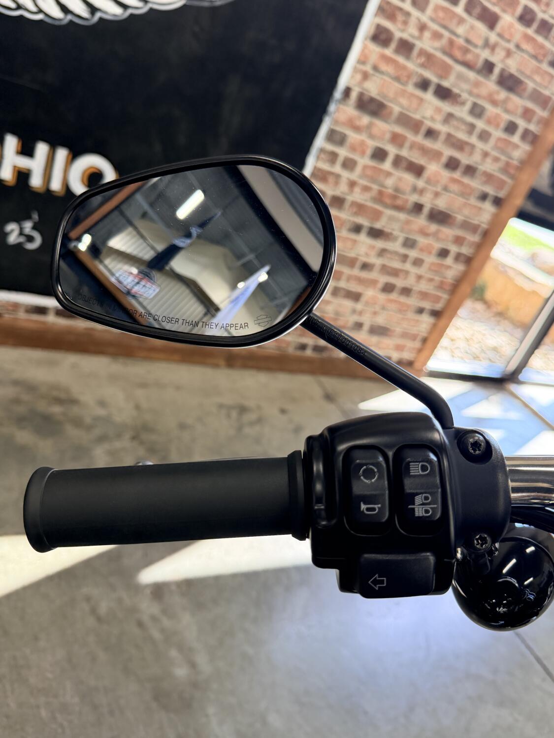 2018 Harley-Davidson® 1200 Custom XL1200C, photo 6
