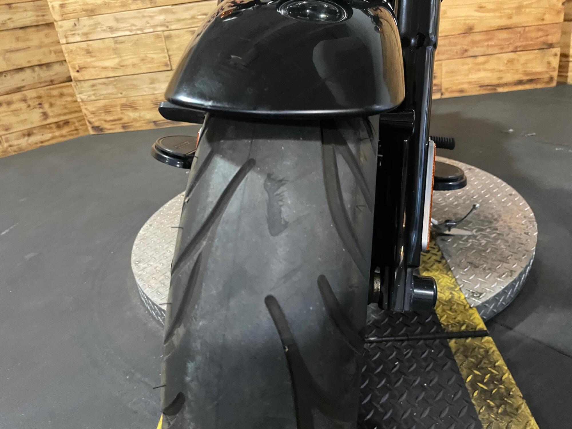 2016 Harley-Davidson® Fat Boy® S FLSTFBS, photo 6