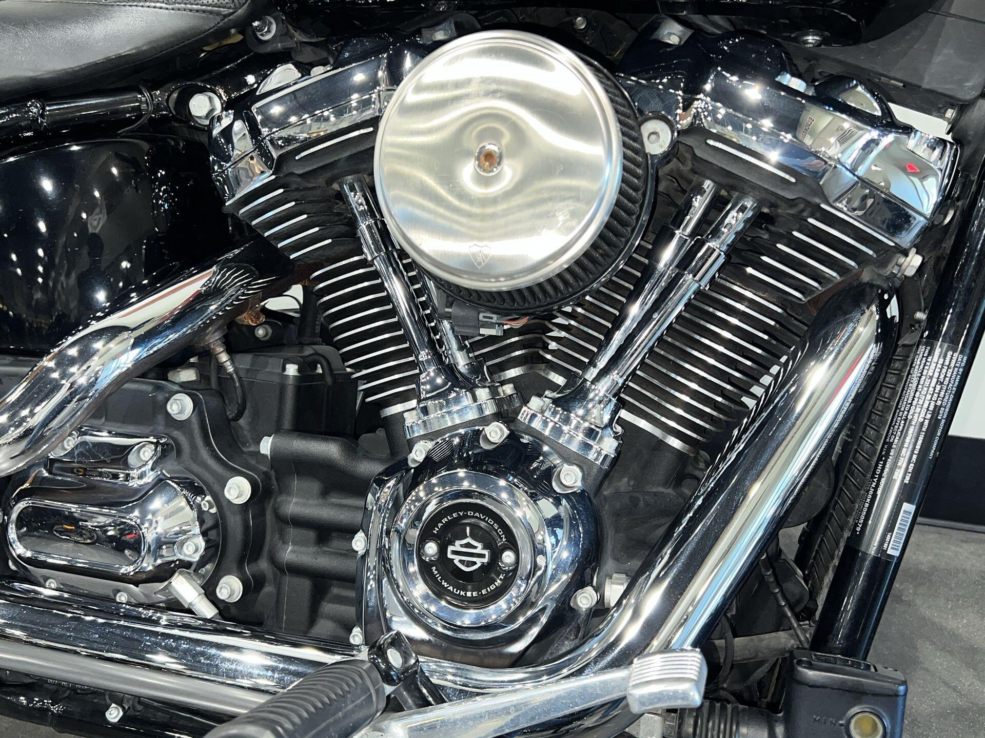 2019 Harley-Davidson® Low Rider® FXLR, photo 5