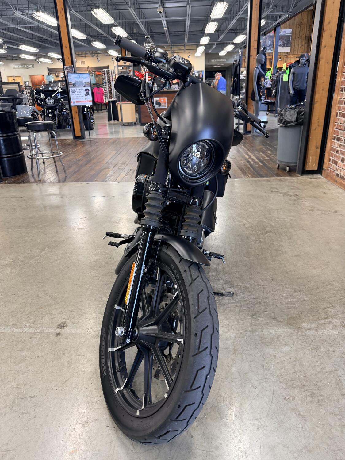 2019 Harley-Davidson® Iron 883™ XL 883N, photo 15