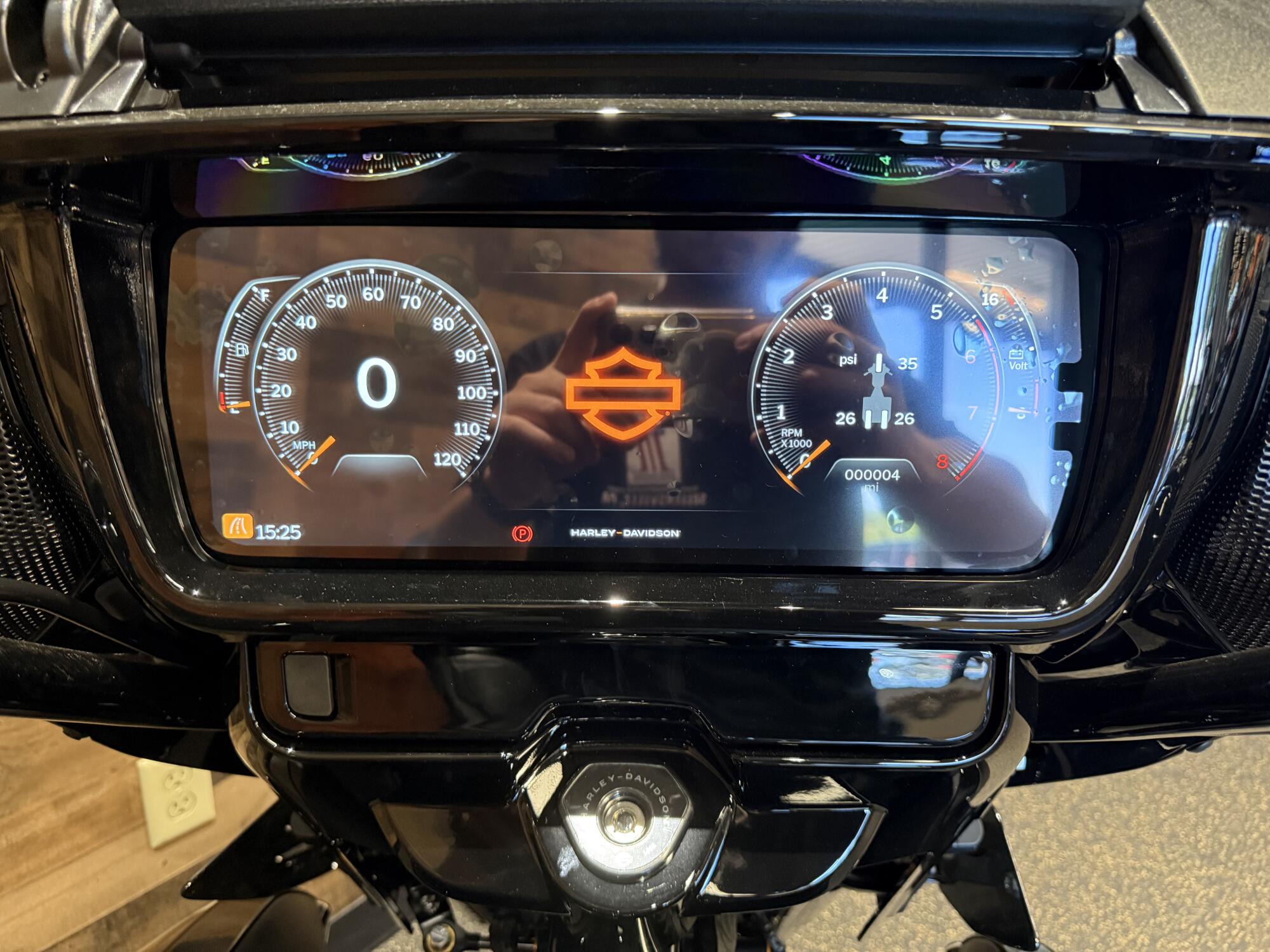 2026 Harley-Davidson® Street Glide 3 Limited Vivid Black Black Trim FLHLT, photo 8