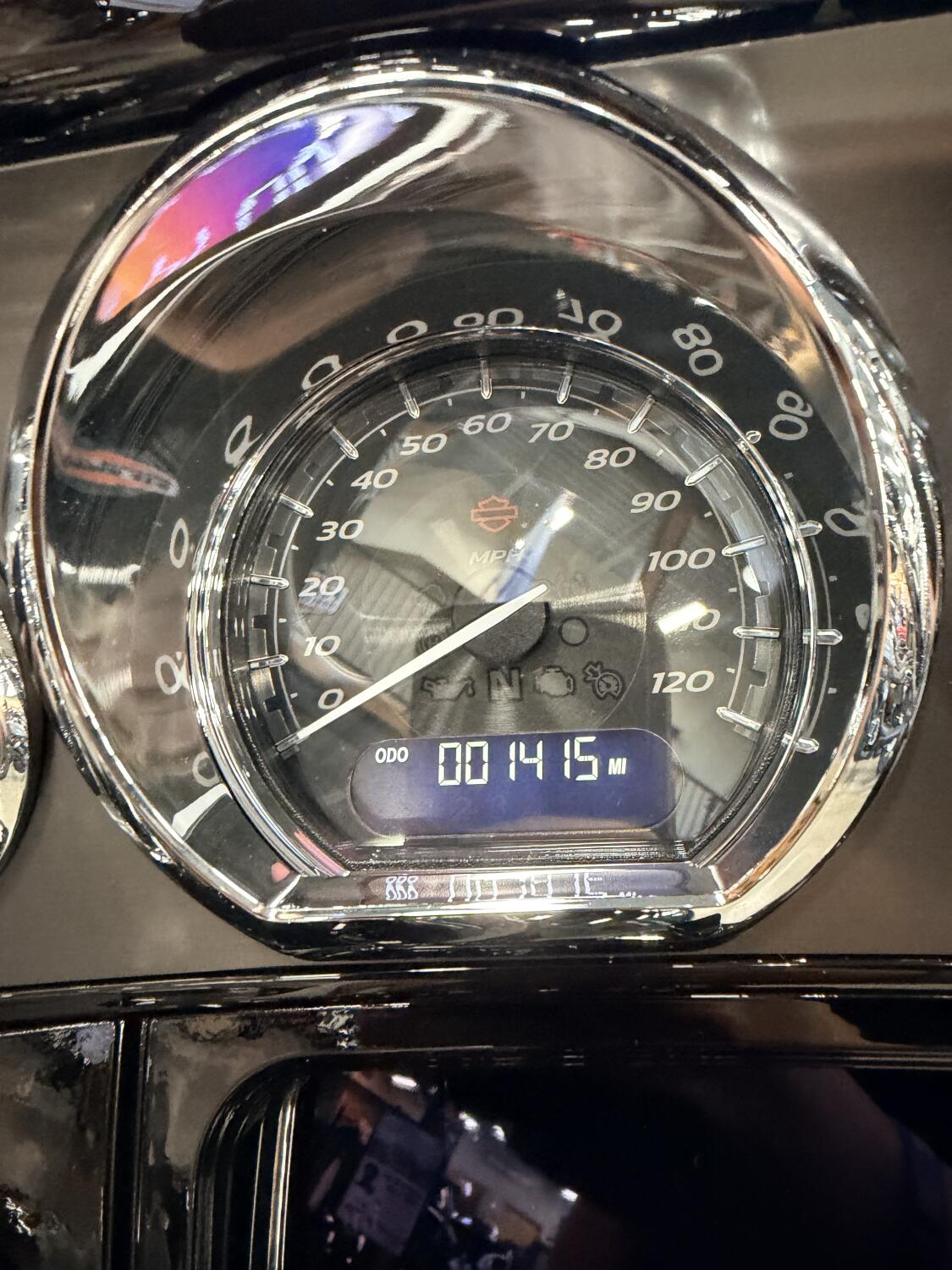 2021 Harley-Davidson® CVO™ Street Glide® FLHXSE, photo 7