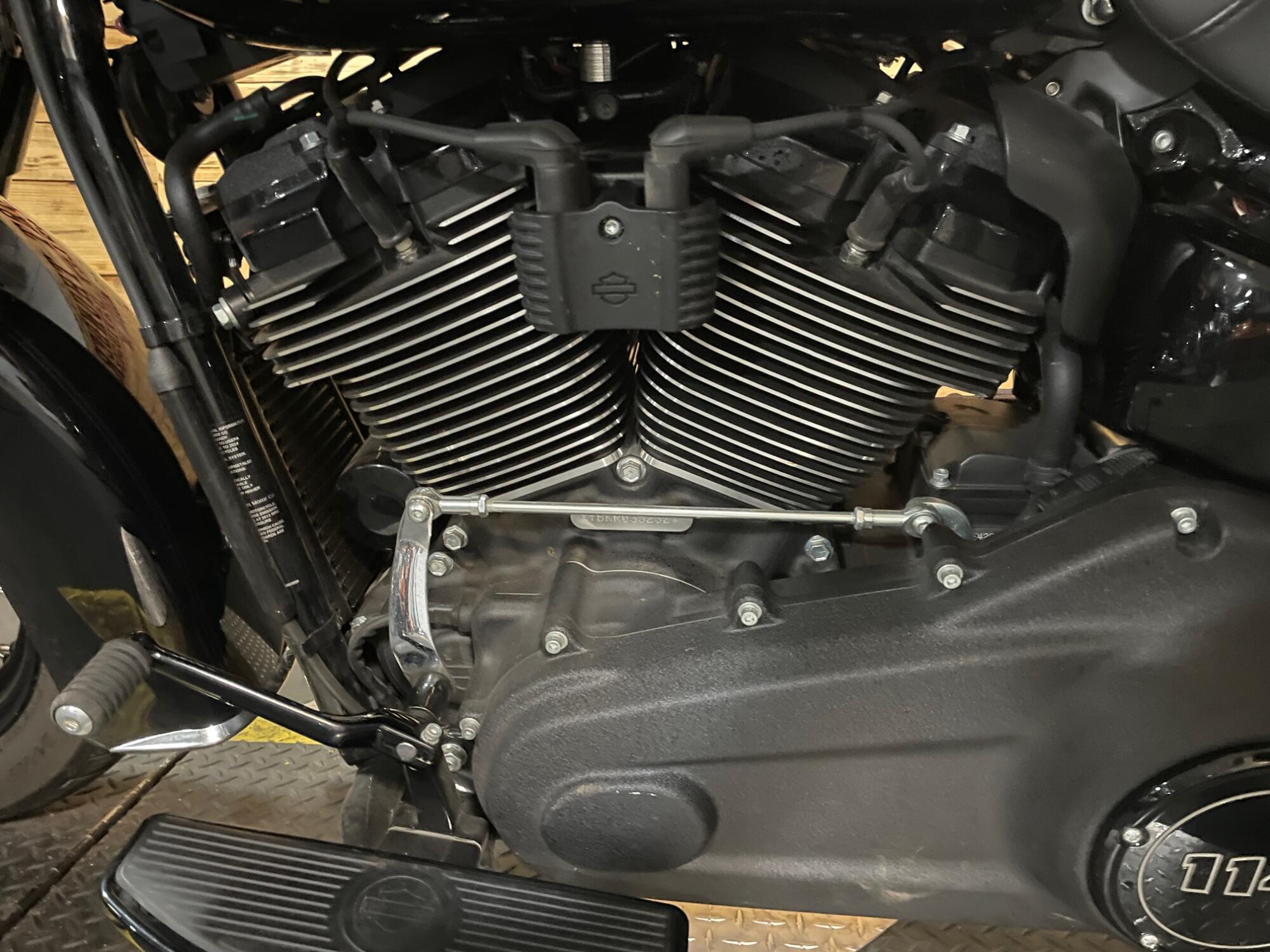 2024 Harley-Davidson® Heritage Classic FLHCS, photo 10