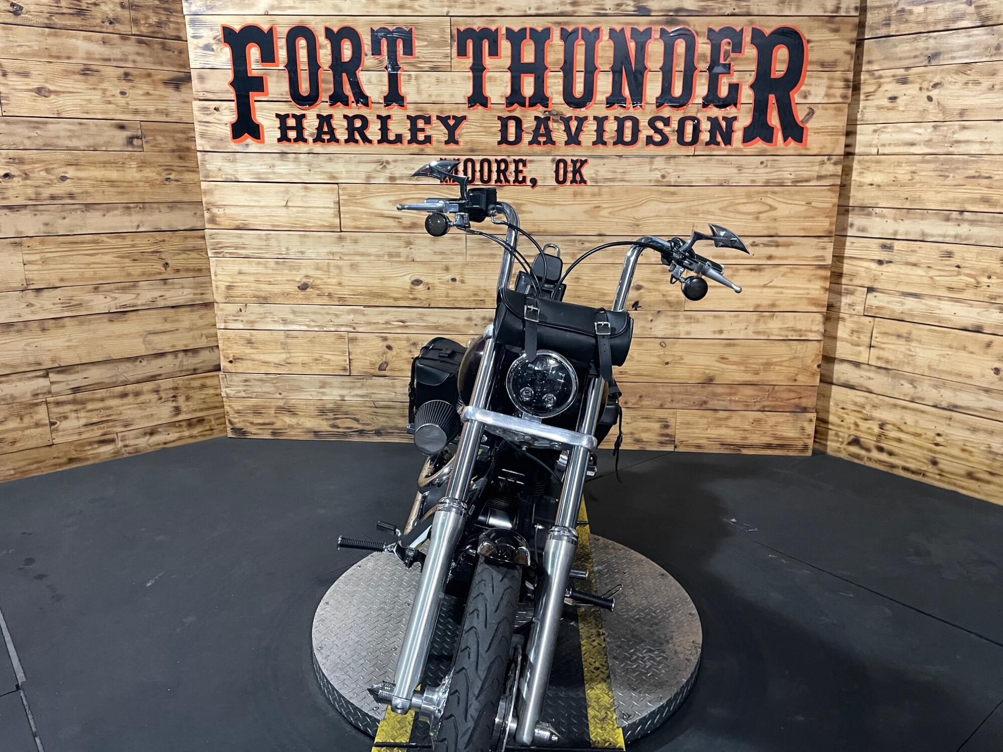 2012 Harley-Davidson® Wide Glide® FXDWG, photo 5