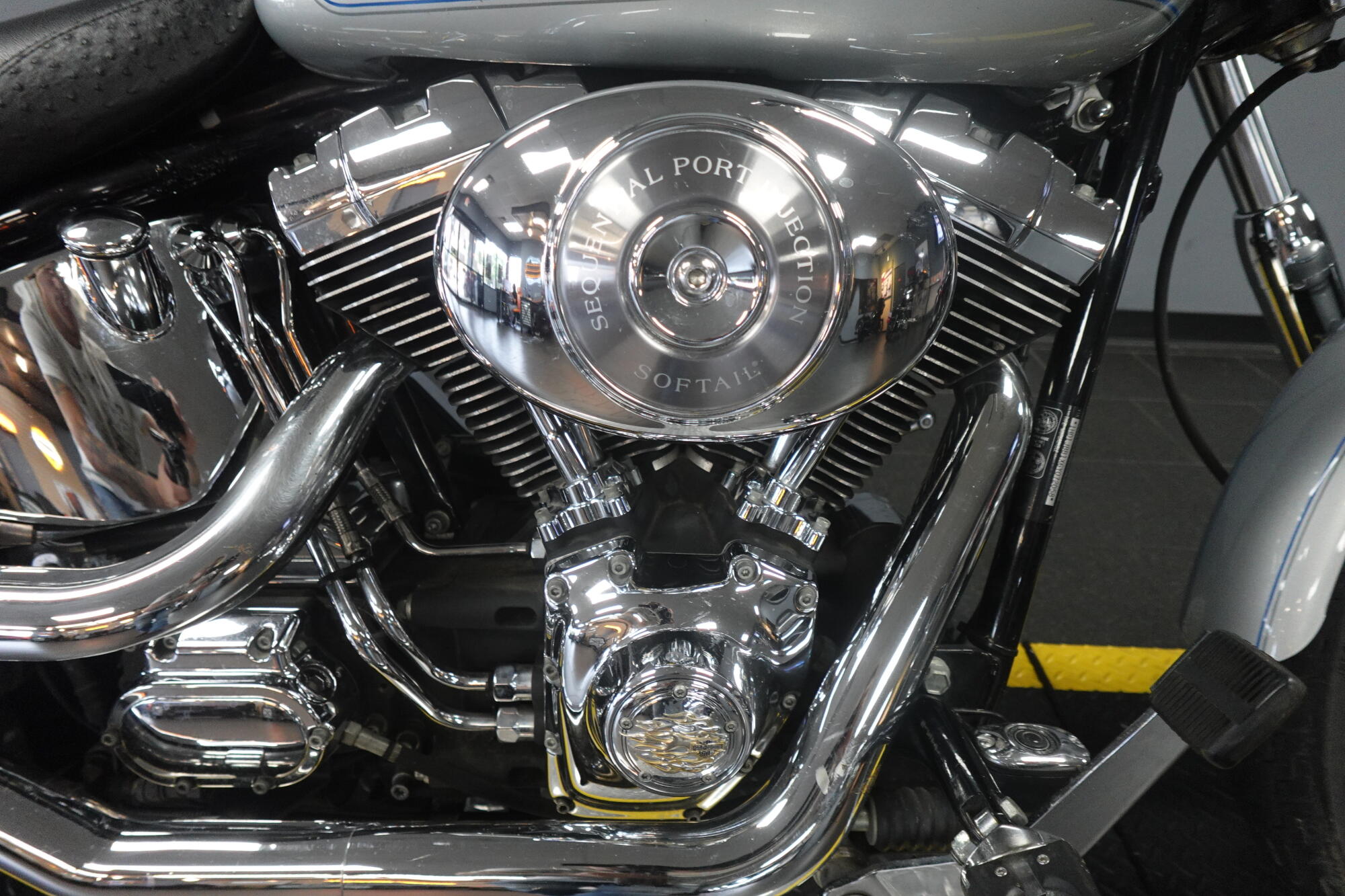 2006 Harley-Davidson® Softail Deuce FXSTD, photo 9