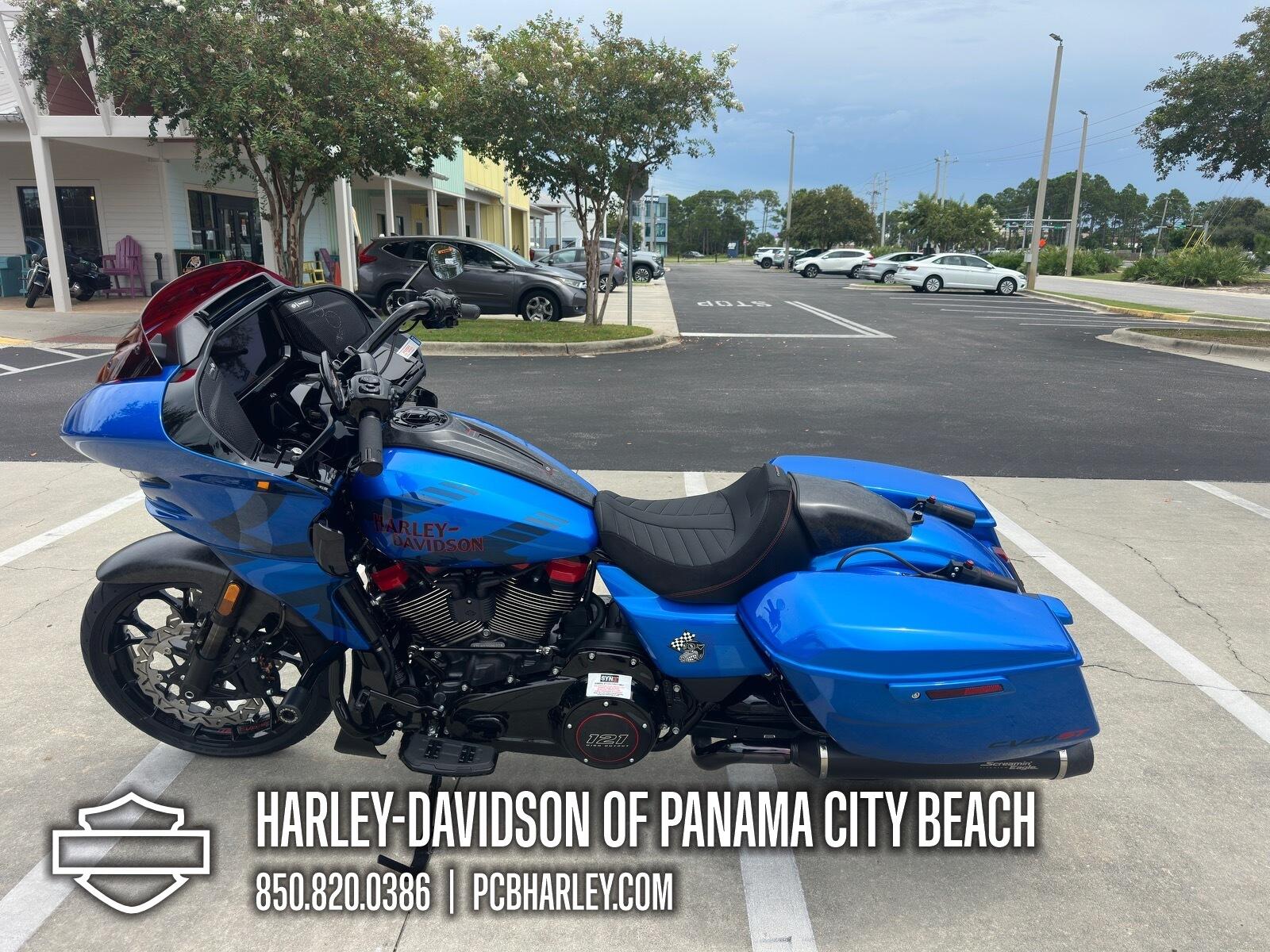 2026 Harley-Davidson® CVO Road Glide ST, photo 6