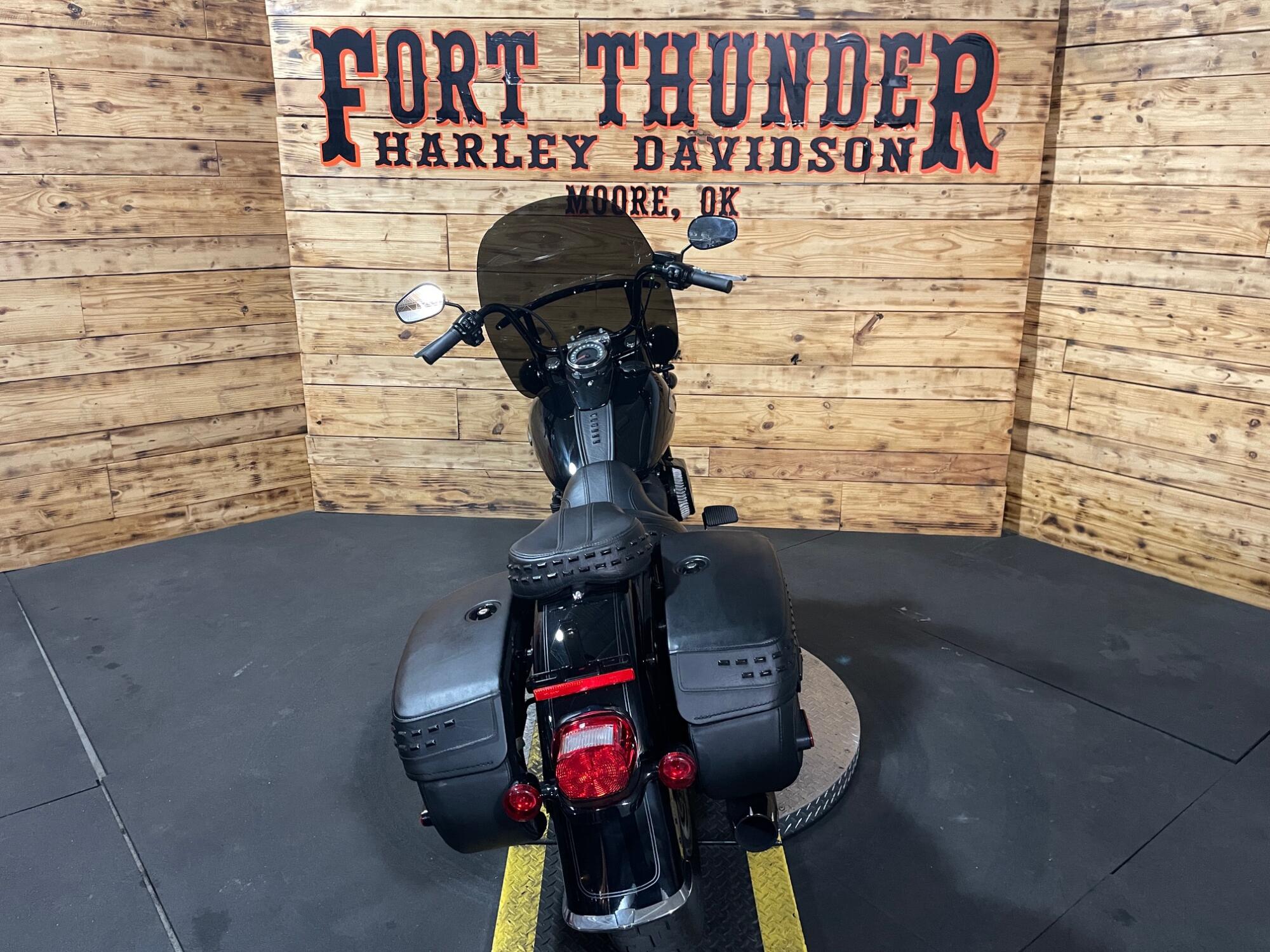 2024 Harley-Davidson® Heritage Classic FLHCS, photo 11
