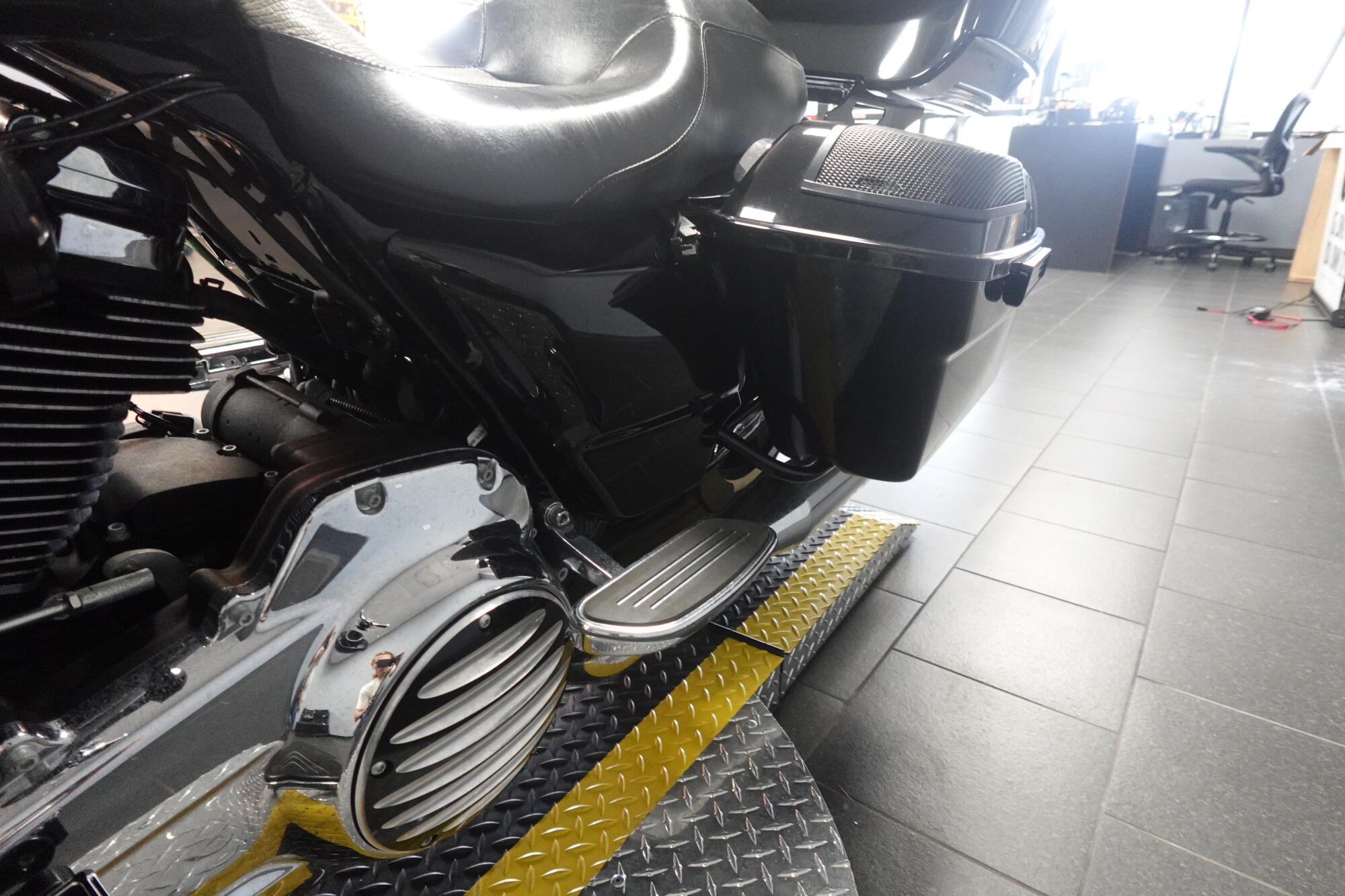 2019 Harley-Davidson® Street Glide® FLHX, photo 16