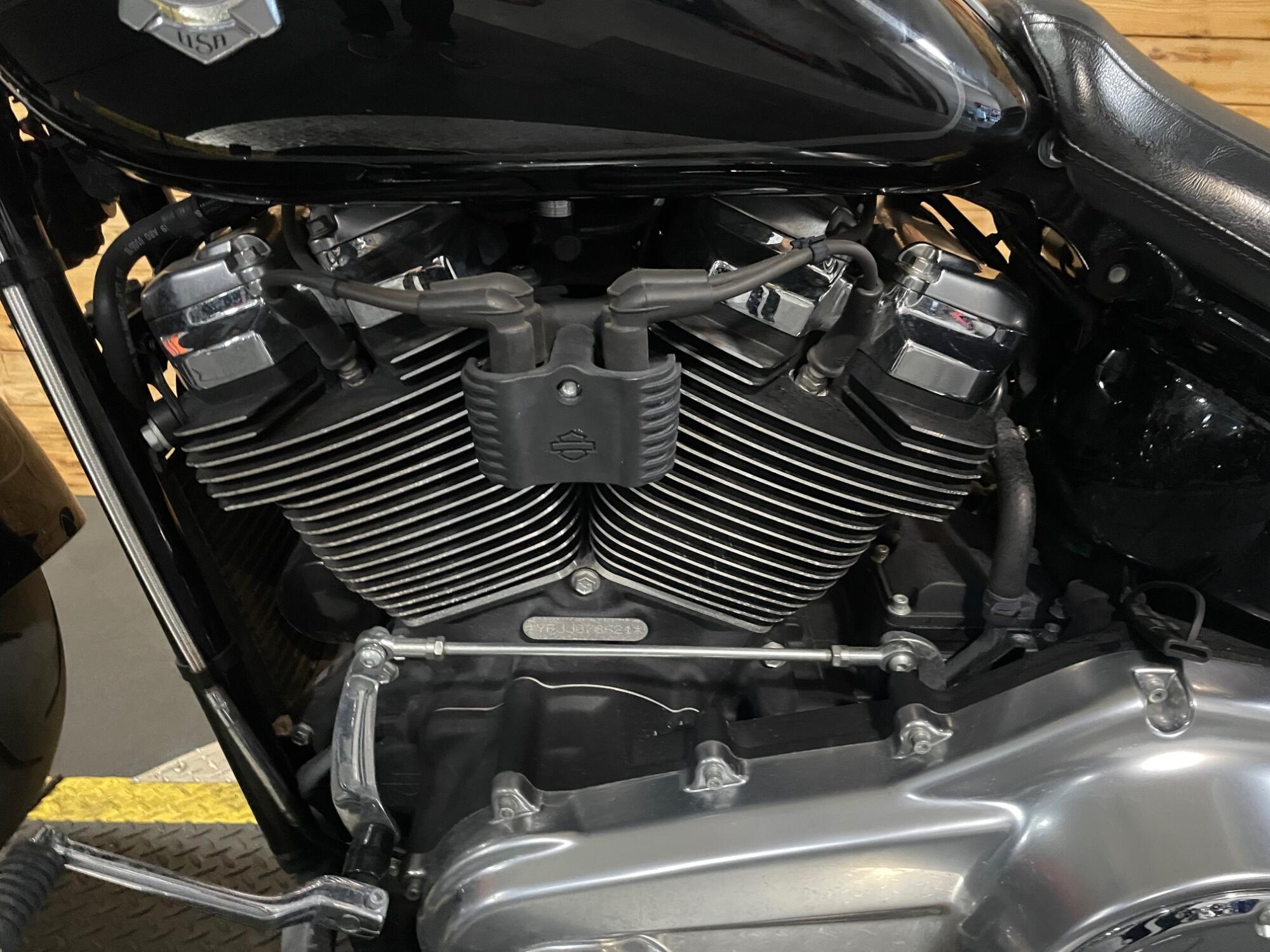 2018 Harley-Davidson® Fat Boy® FLFB, photo 9