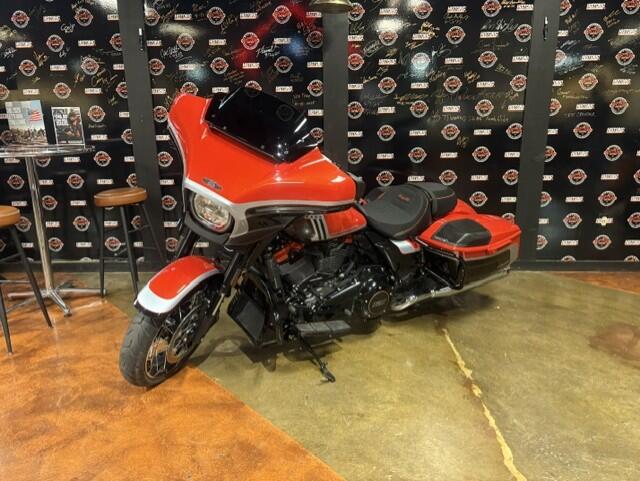 FLHXSE 2024 CVO™ Street Glide®, photo 5