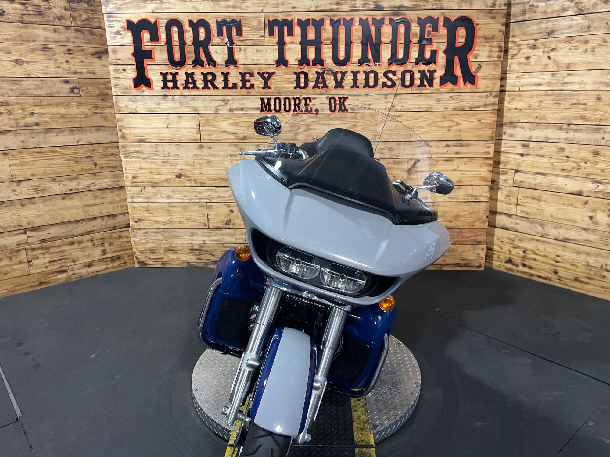 2023 Harley-Davidson® Road Glide® Limited FLTRK, photo 5