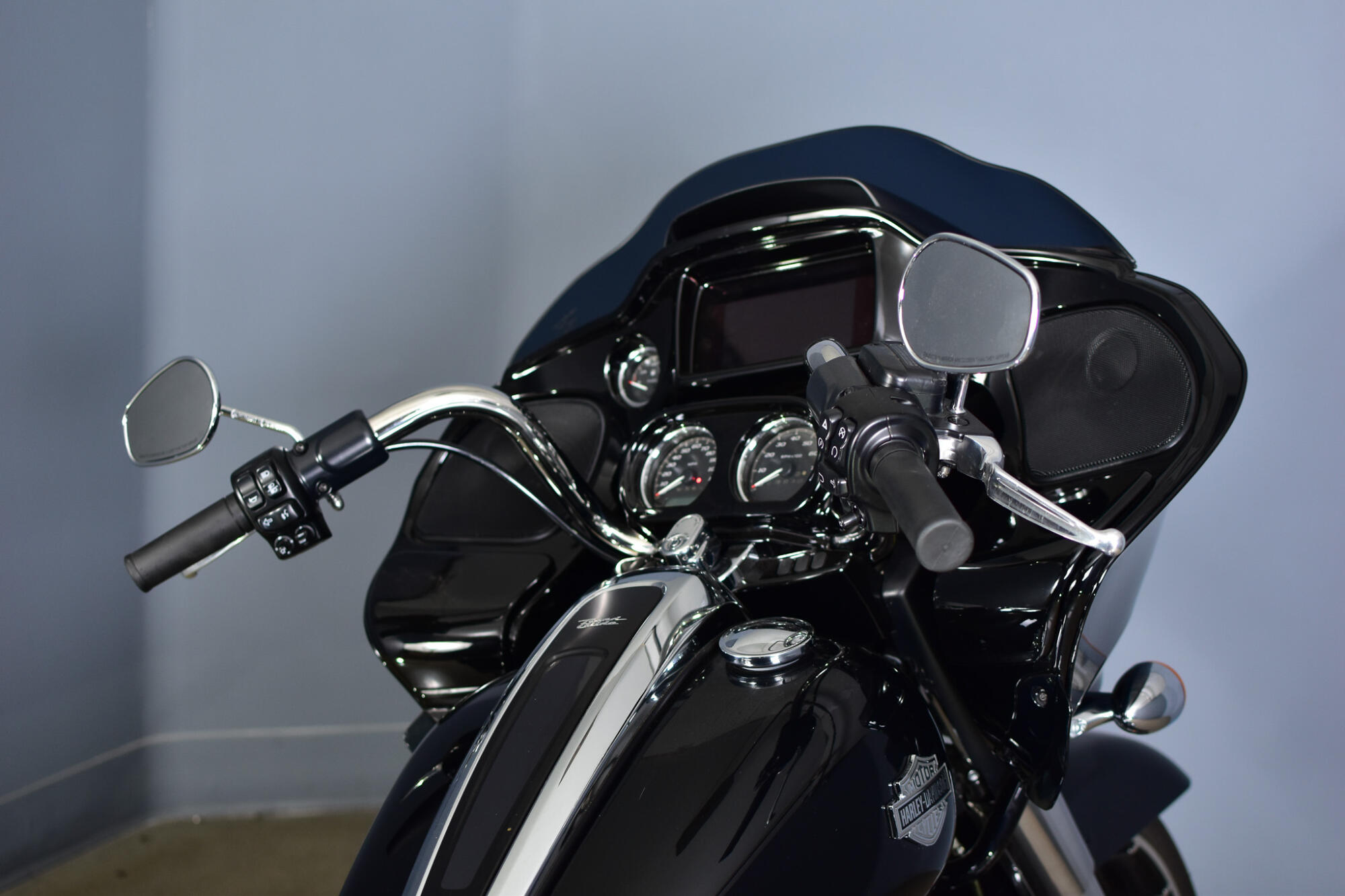 2021 Harley-Davidson® Road Glide® Special Vivid Black, photo 7