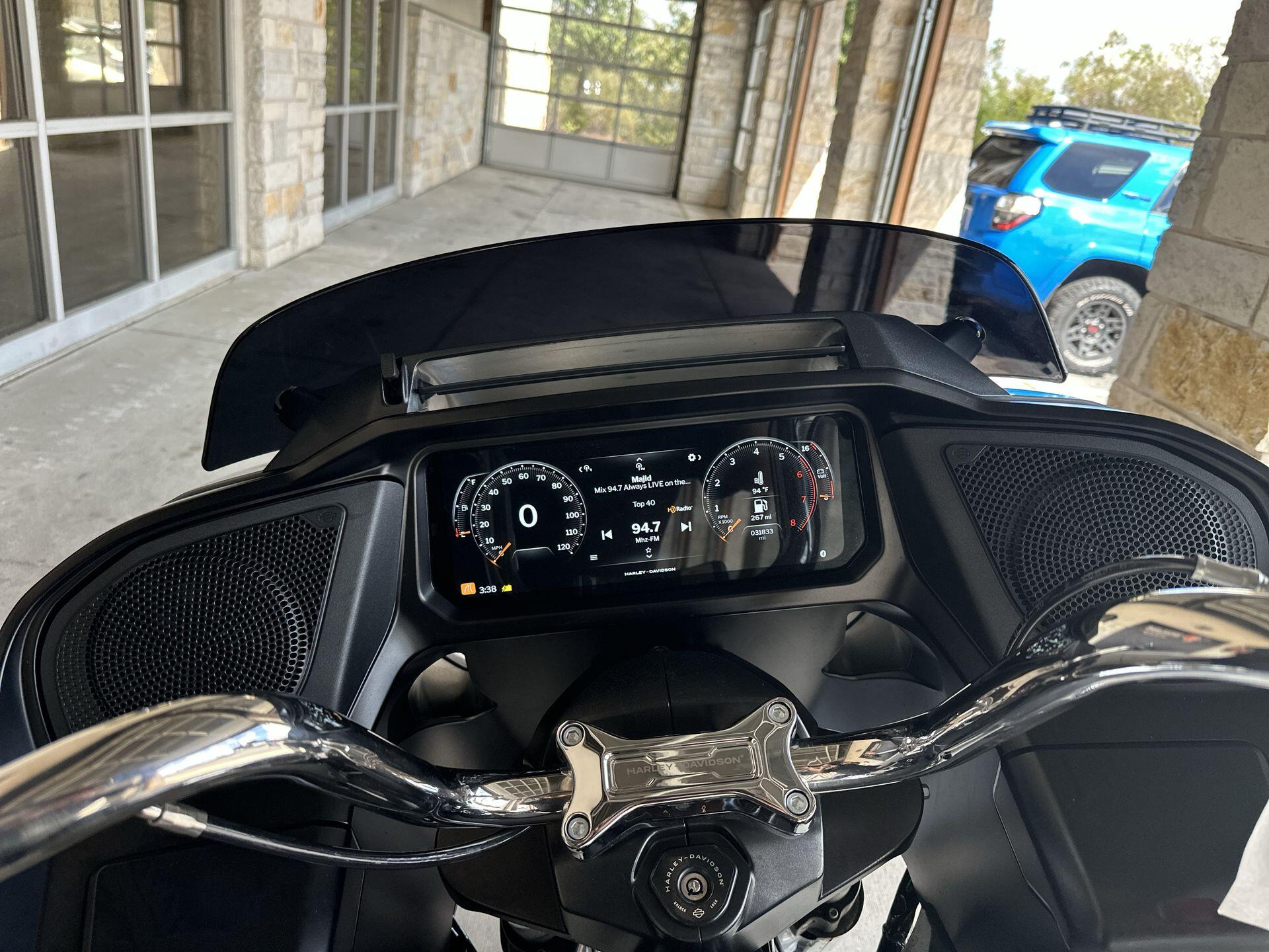 2025 Harley-Davidson® Road Glide™ FLTRX, photo 23