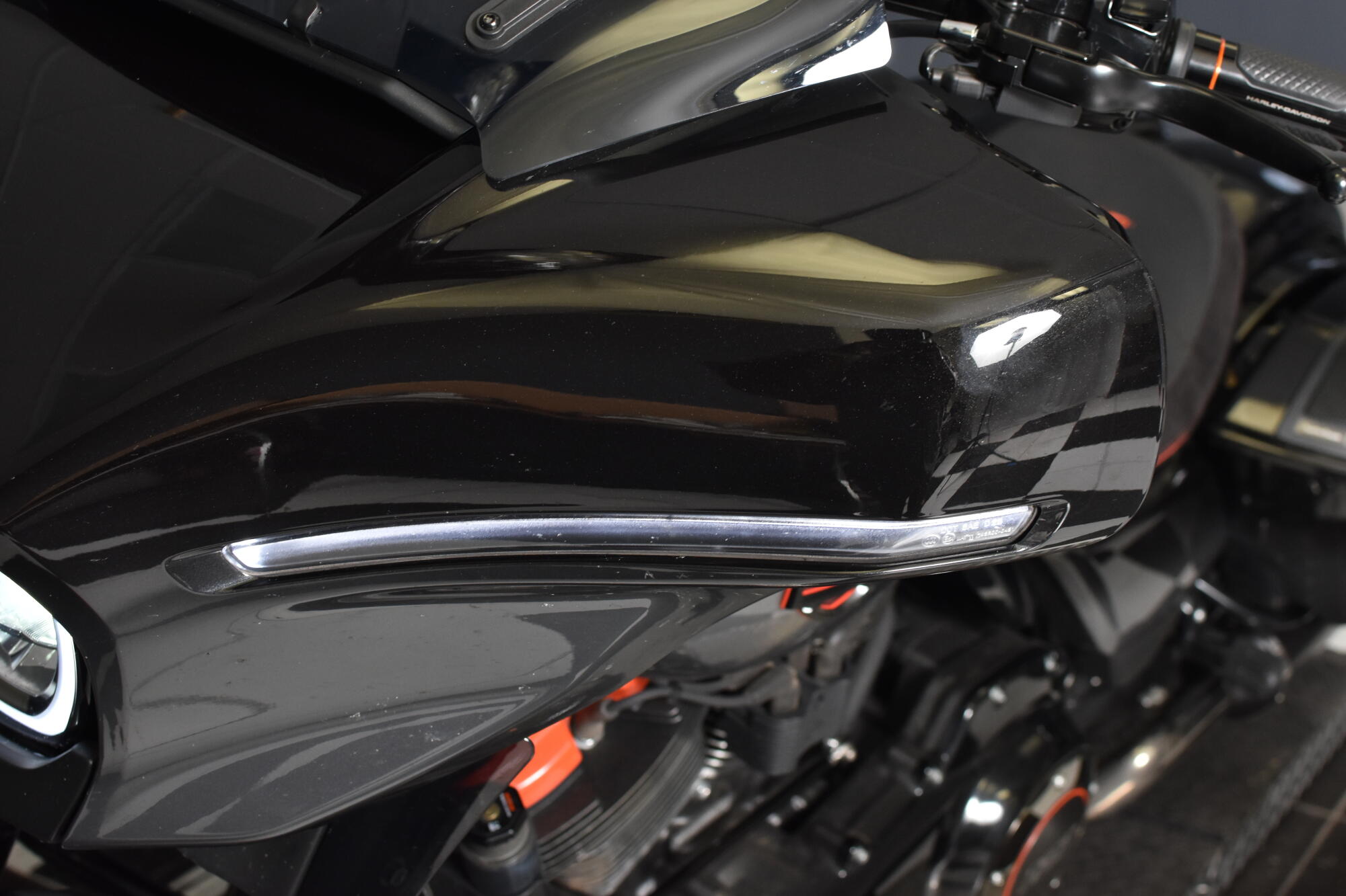 2025 Harley-Davidson® CVO™ Street Glide® FLHXSE, photo 17
