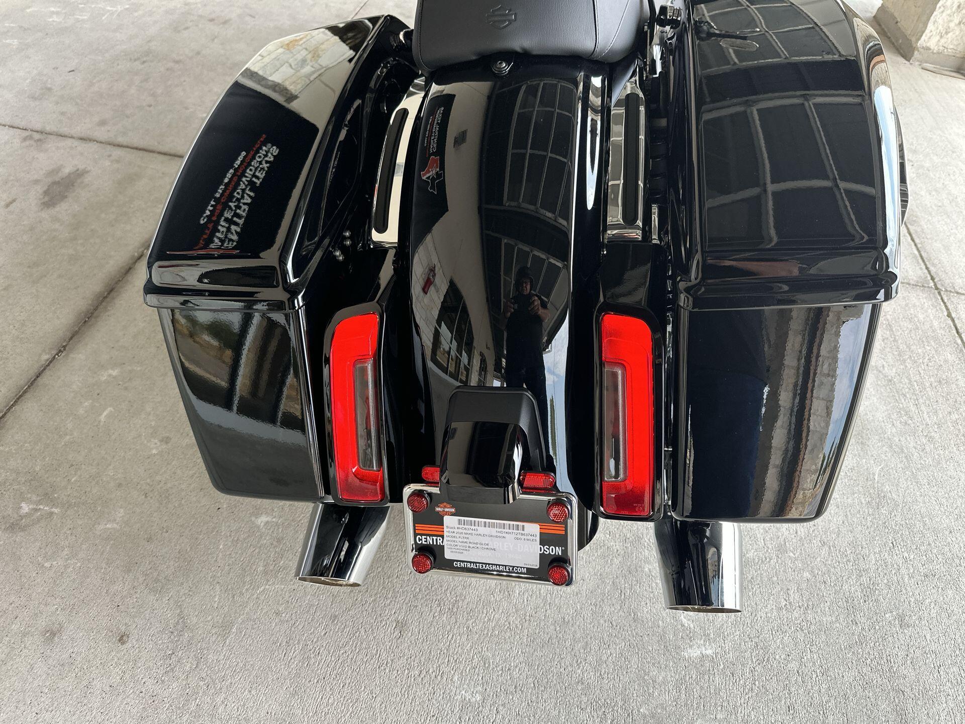 2026 Harley-Davidson® Road Glide® FLTRX, photo 16