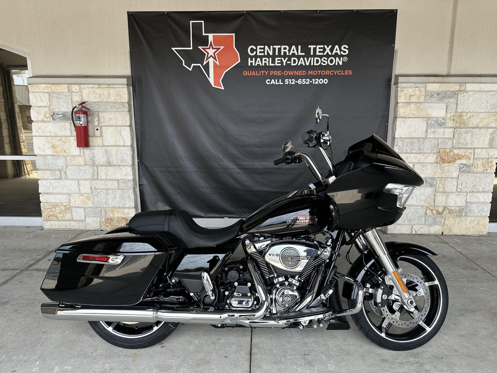 2026 Harley-Davidson® Road Glide® FLTRX, photo 3