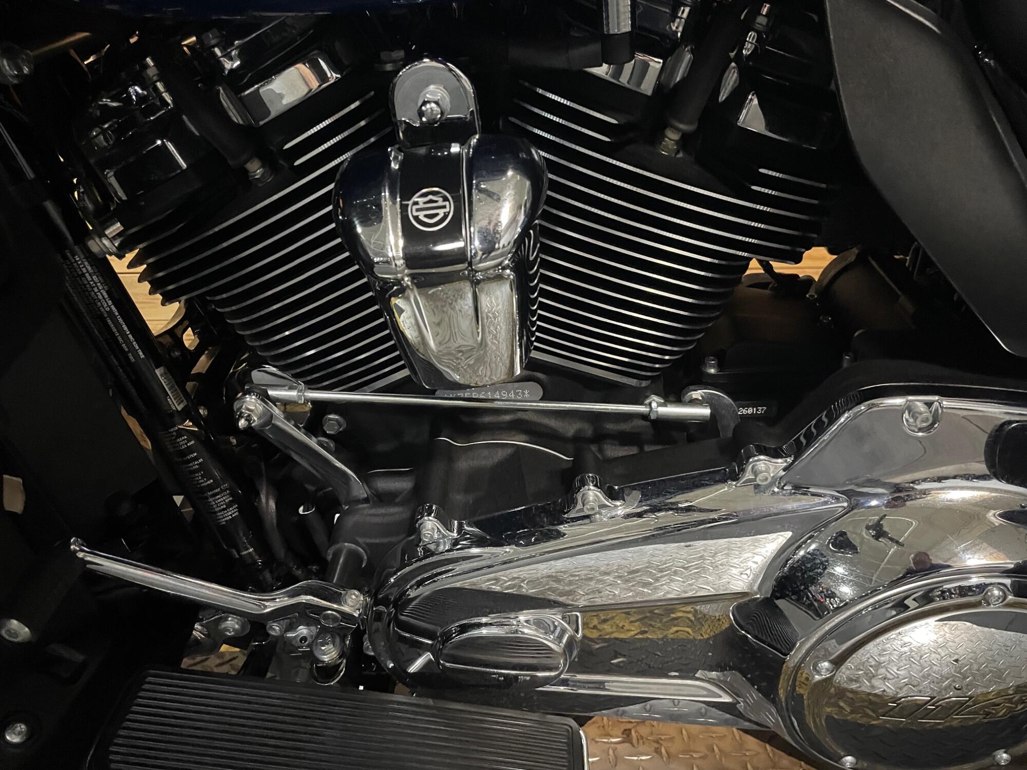 2023 Harley-Davidson® Road Glide® Limited FLTRK, photo 10