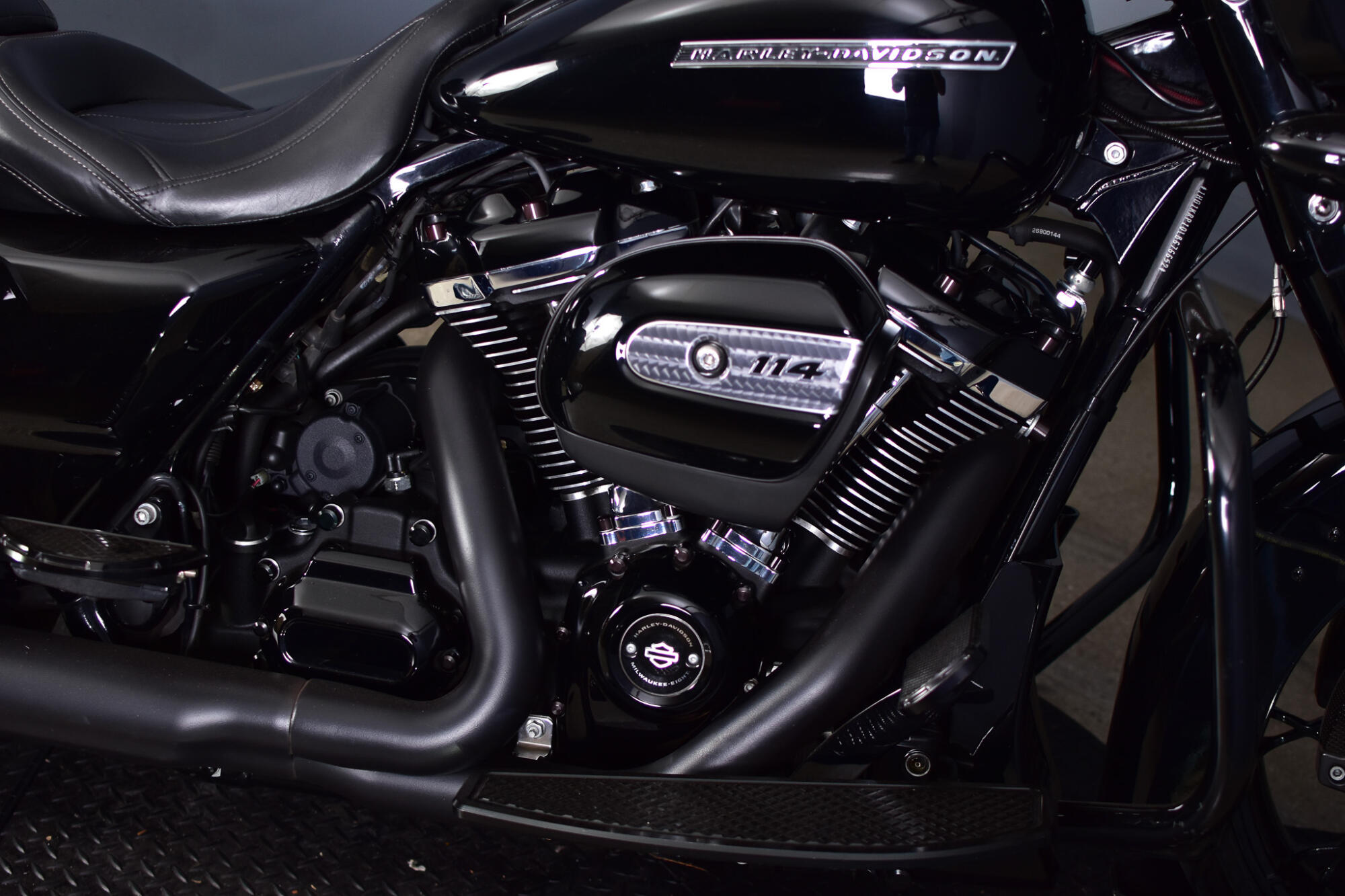 2020 Harley-Davidson® Street Glide® Special Vivid Black, photo 11