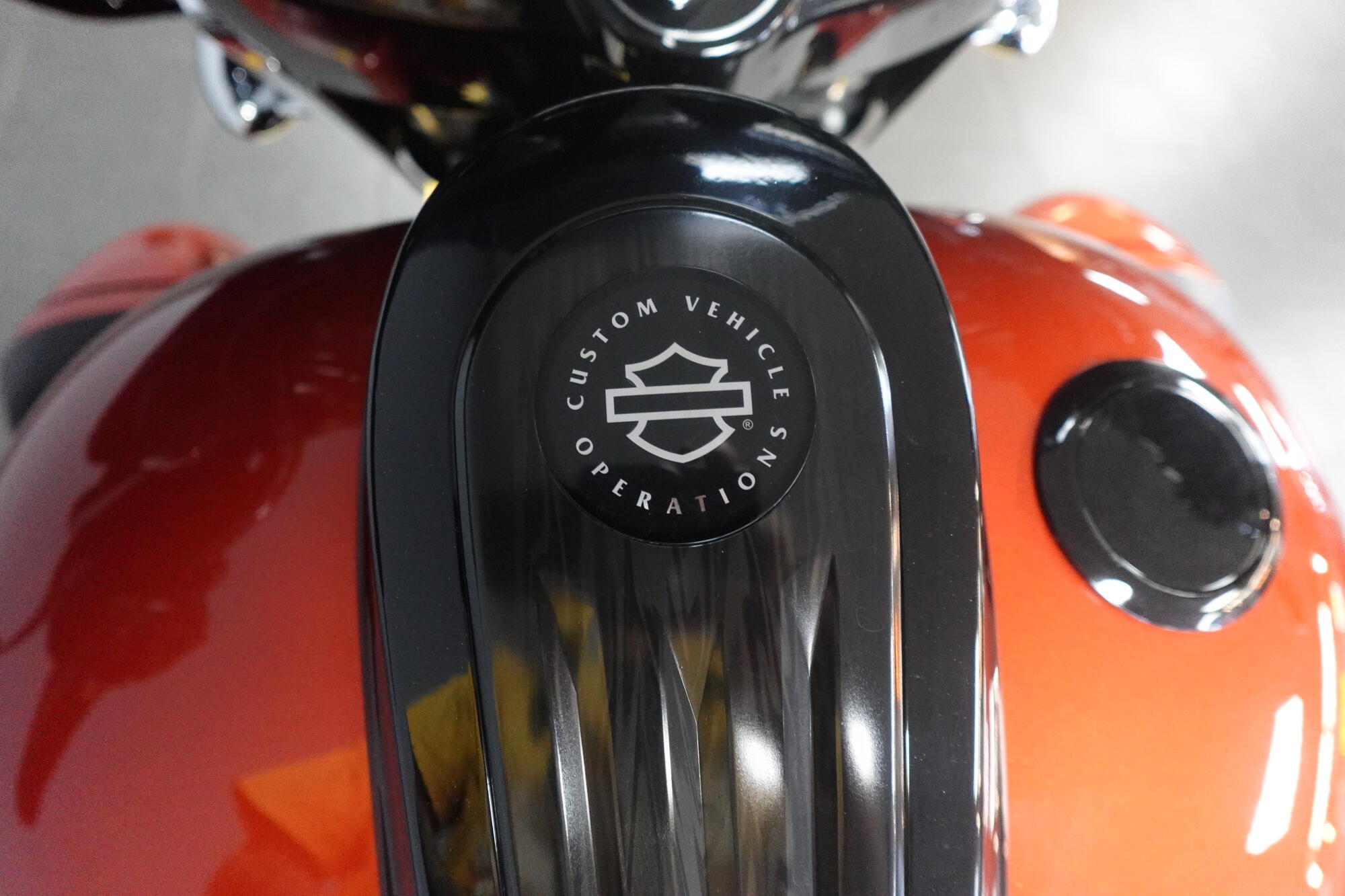 2017 Harley-Davidson® CVO™ Street Glide® FLHXSE, photo 16