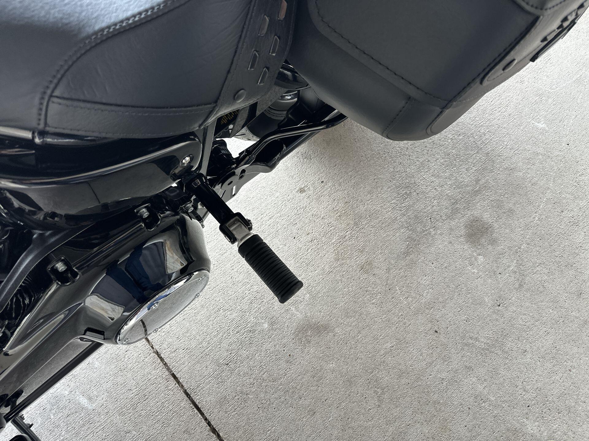 2026 Harley-Davidson® Heritage Classic® FLHC, photo 19