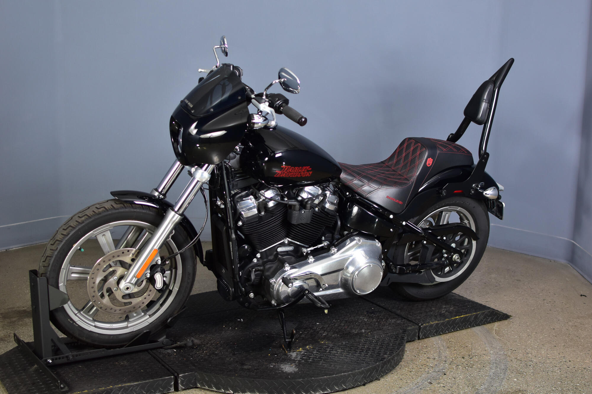2023 Harley-Davidson® Softail® Standard FXST, photo 4