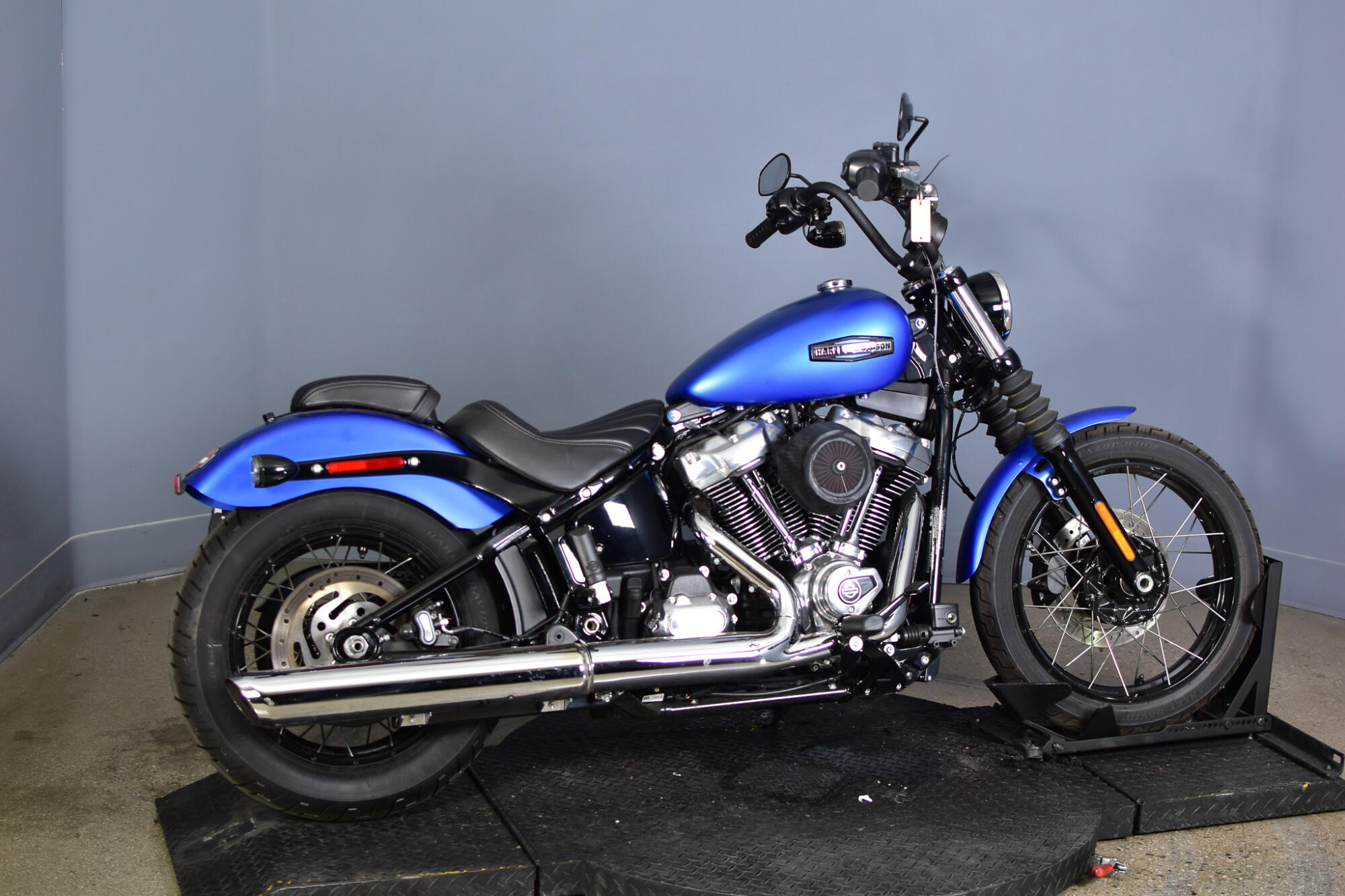 2026 Harley-Davidson® Street Bob® FXBB, photo 8