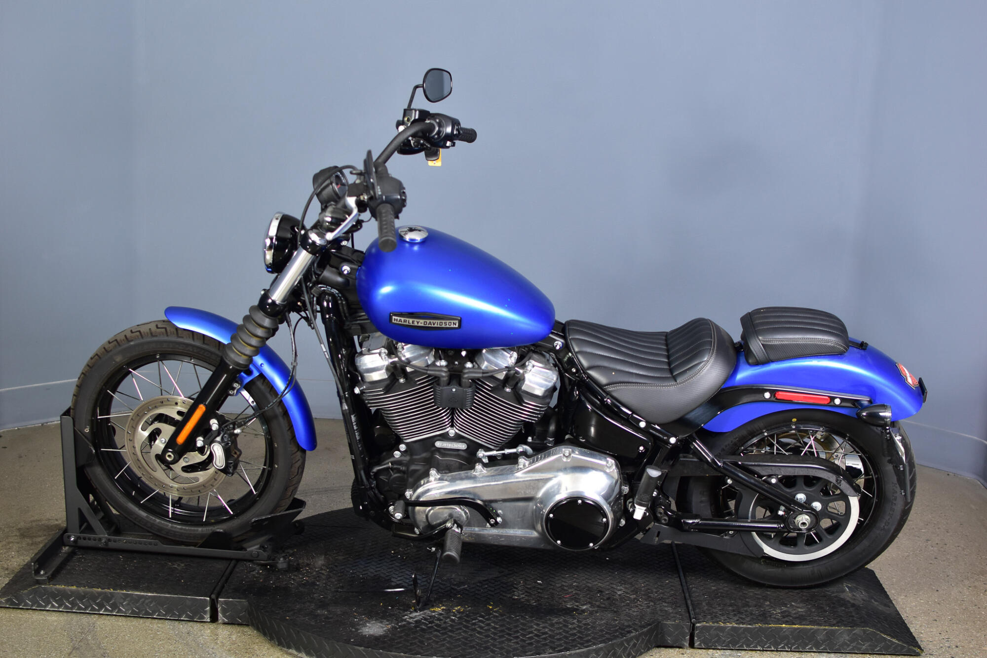 2026 Harley-Davidson® Street Bob® FXBB, photo 5