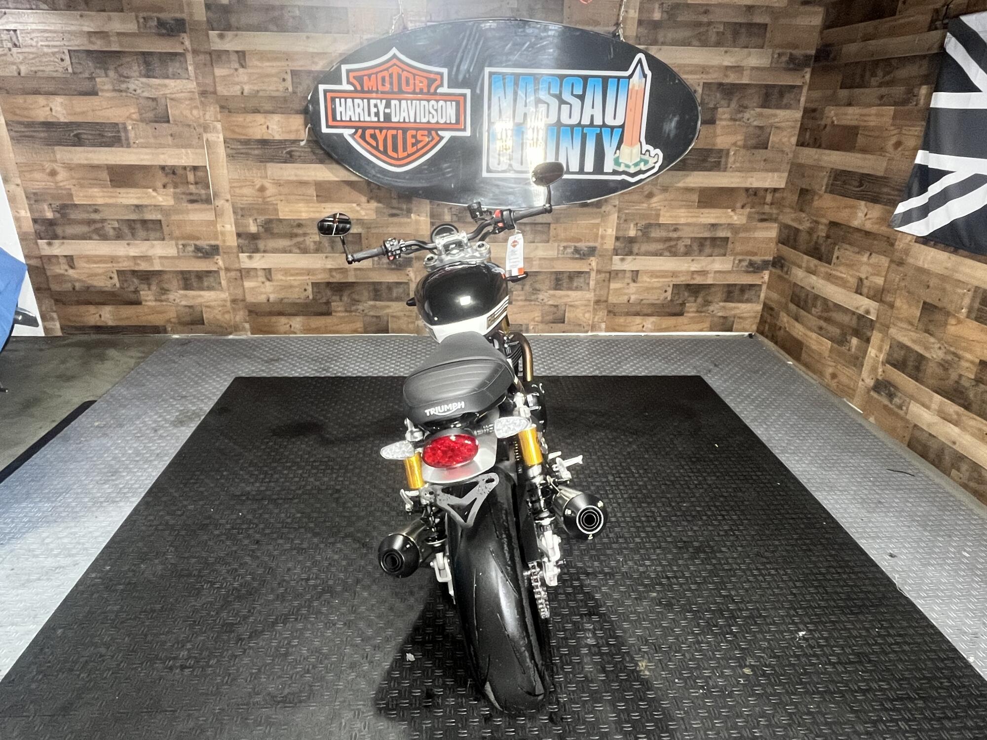 2025 Triumph Speed Twin 1200 RS Sapphire Black, photo 7