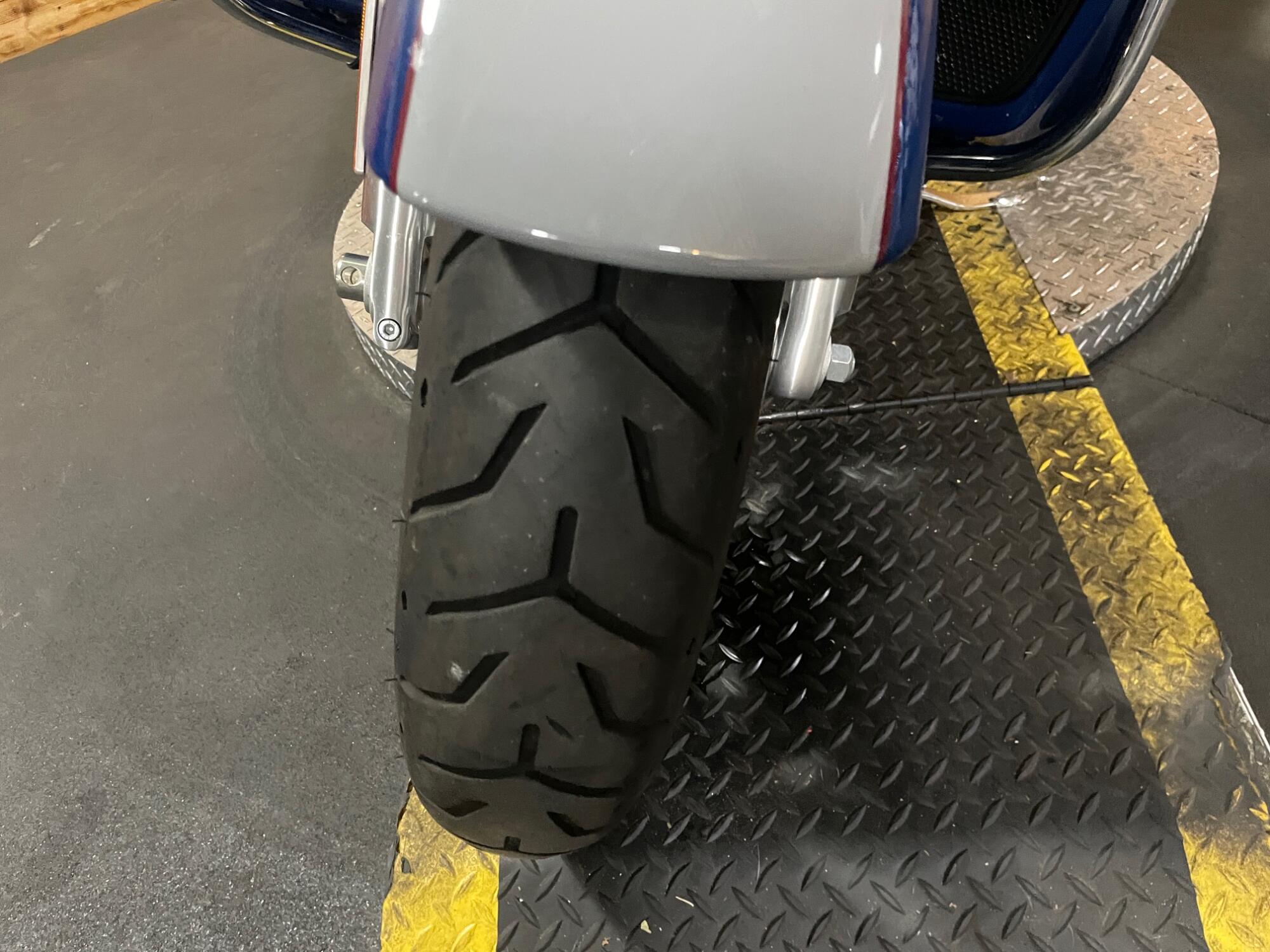 2023 Harley-Davidson® Road Glide® Limited FLTRK, photo 6