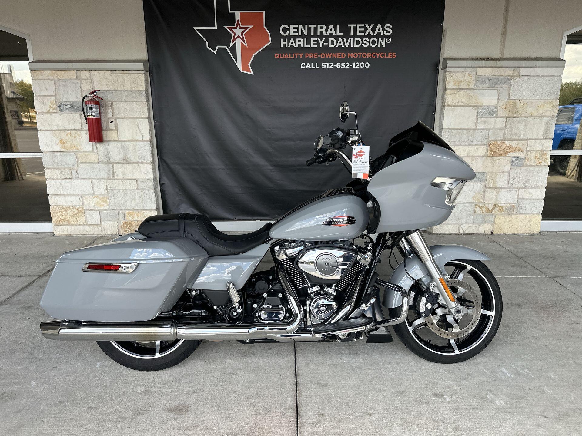 2025 Harley-Davidson® Road Glide™ FLTRX, photo 3