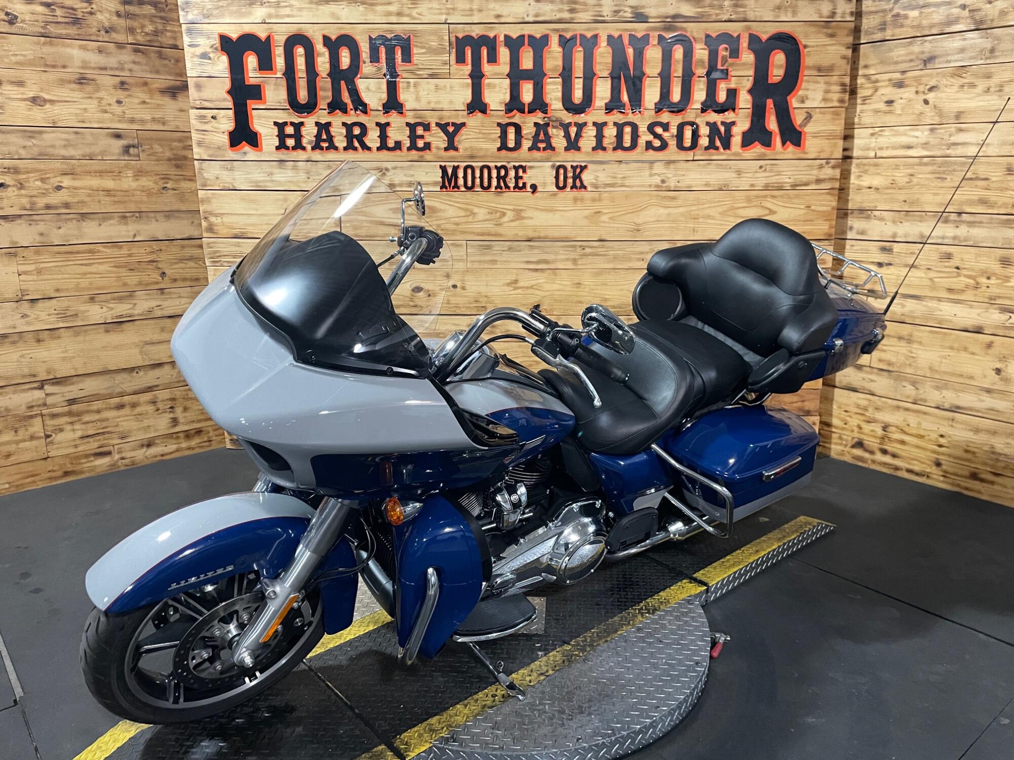 2023 Harley-Davidson® Road Glide® Limited FLTRK, photo 8