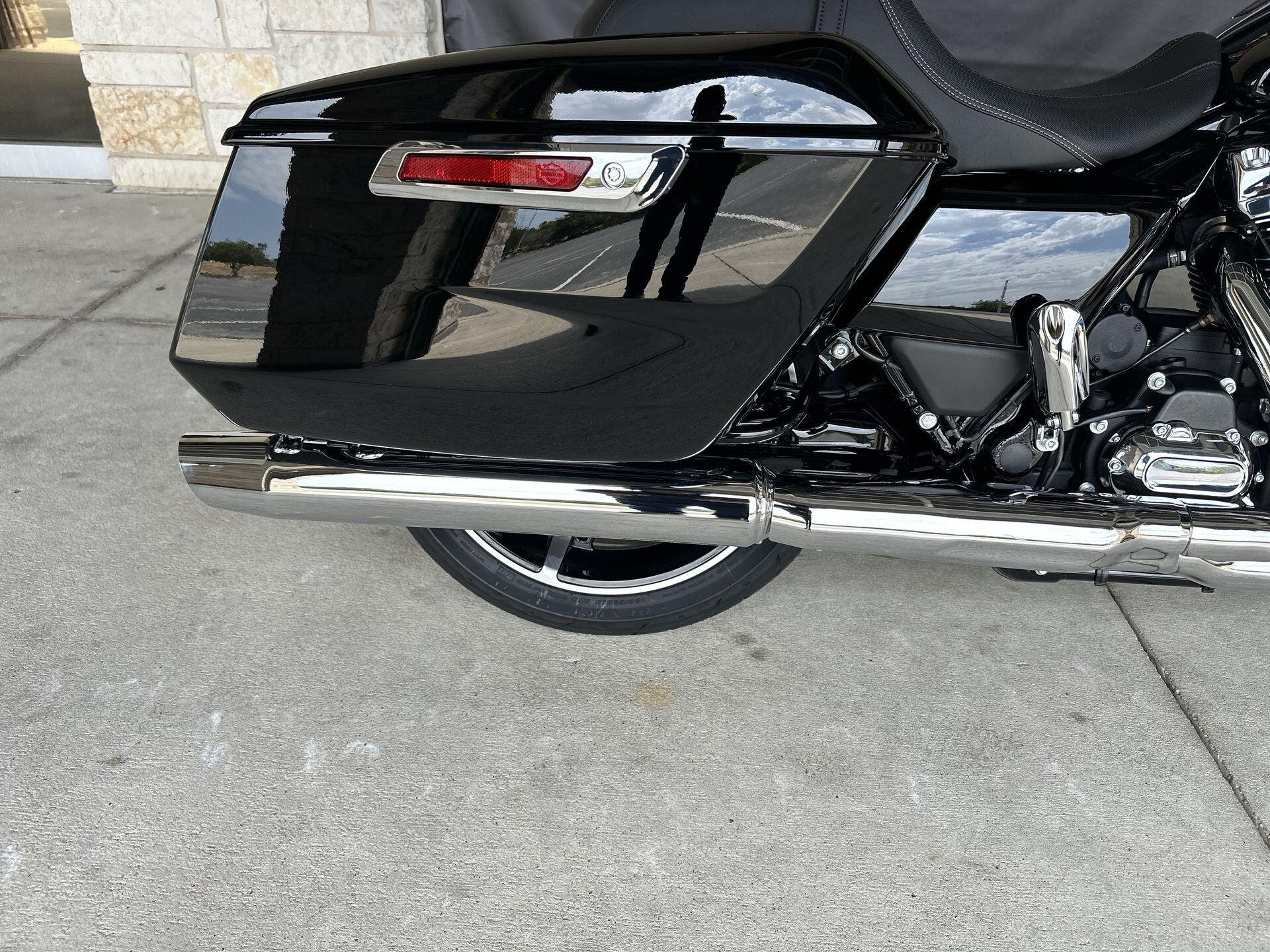 2026 Harley-Davidson® Road Glide® FLTRX, photo 19