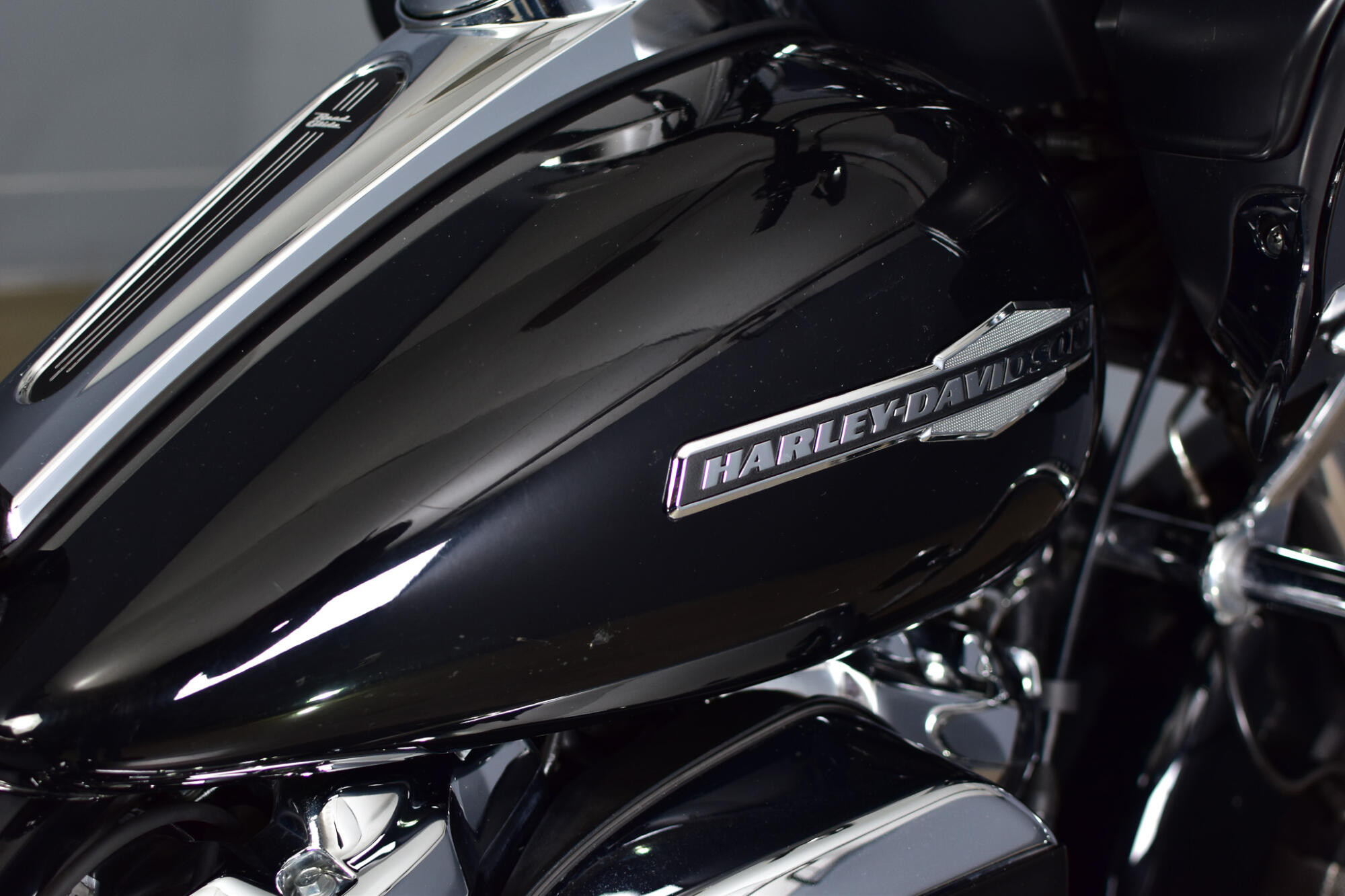 2021 Harley-Davidson® Road Glide® Vivid Black, photo 13