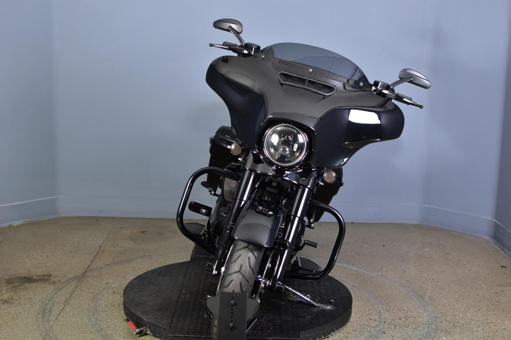 2020 Harley-Davidson® Street Glide® Special Vivid Black, photo 3