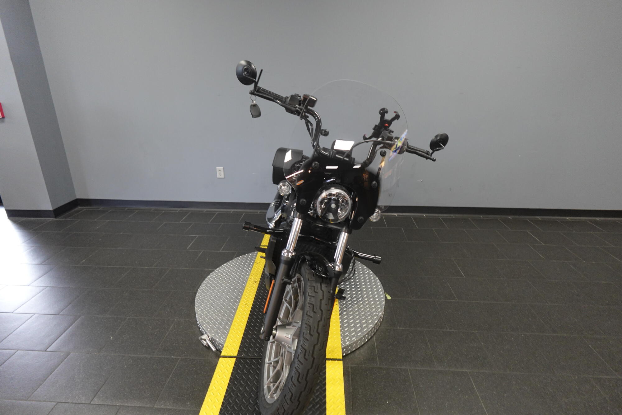 2025 Harley-Davidson® Nightster® RH975, photo 3