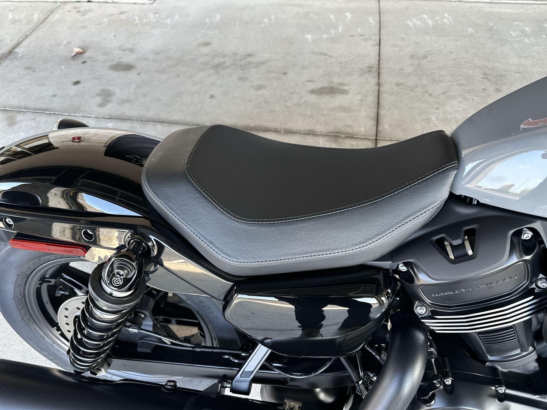 2026 Harley-Davidson® Nightster® RH975, photo 15