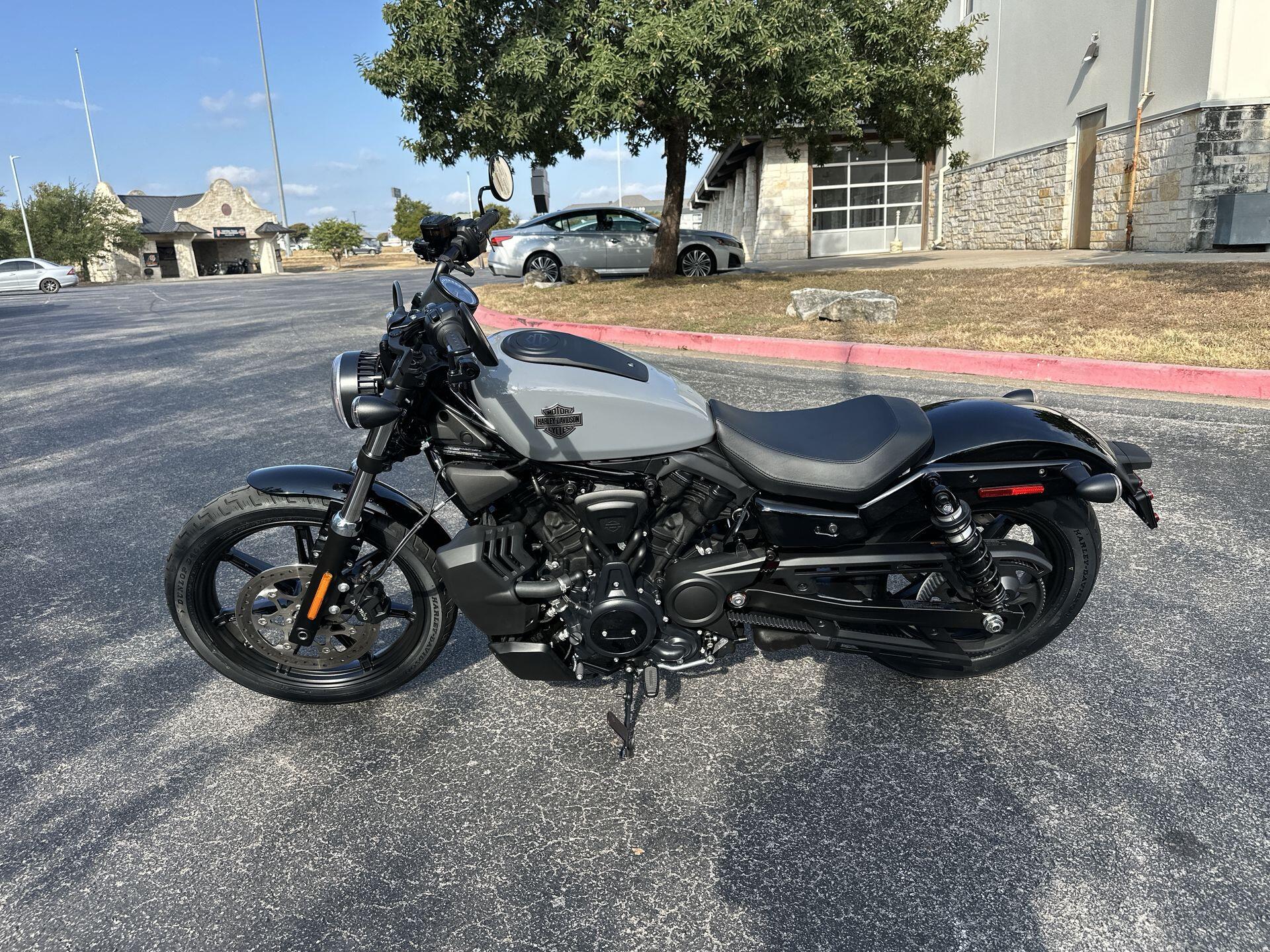 2026 Harley-Davidson® Nightster® RH975, photo 7