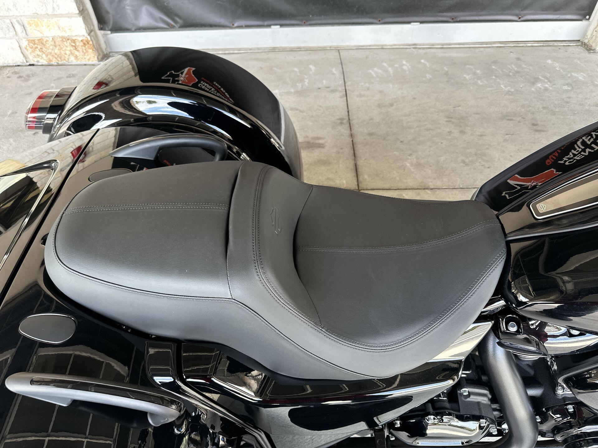 2026 Harley-Davidson® Road Glide 3 FLTRT, photo 15