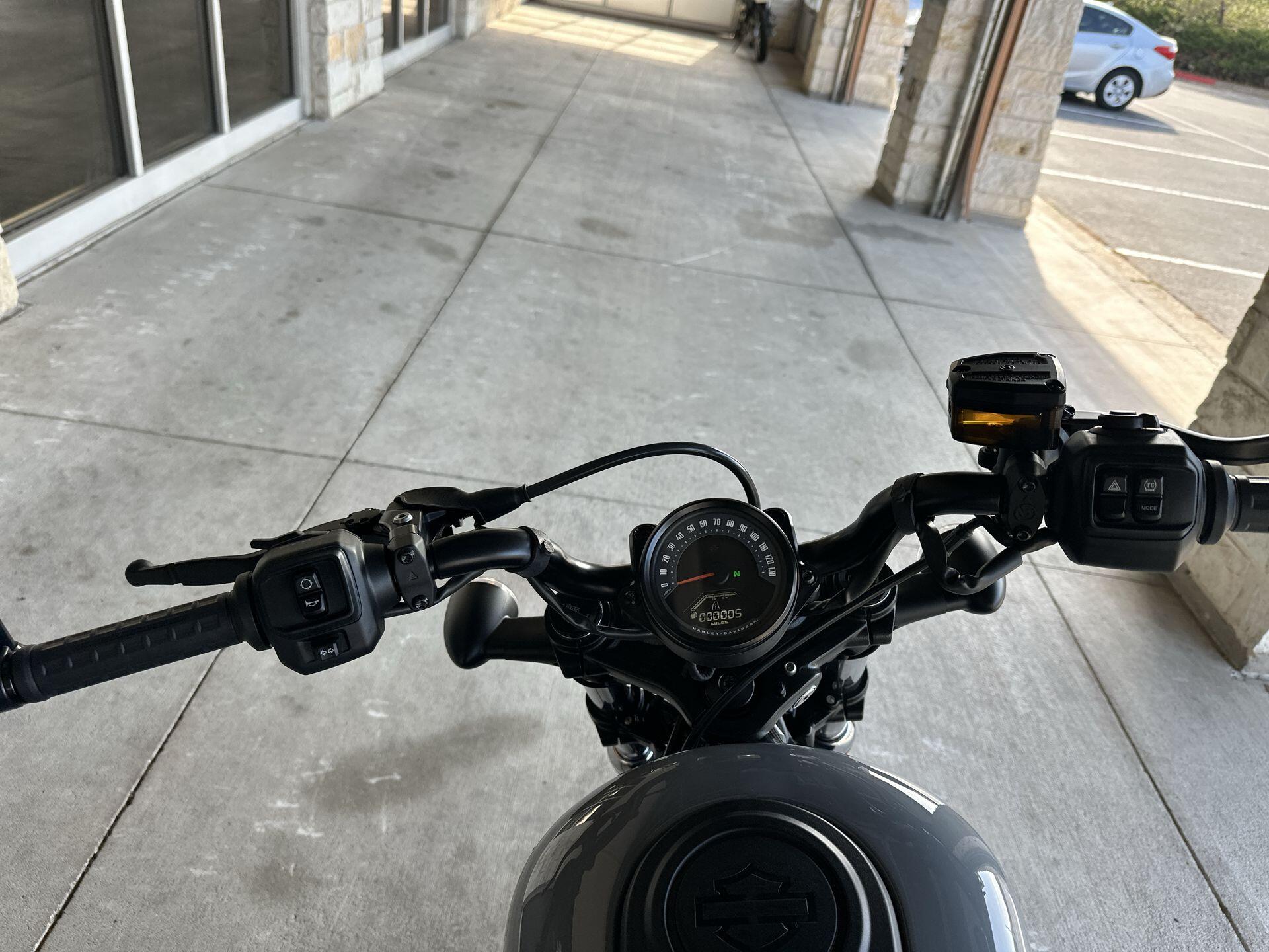 2026 Harley-Davidson® Nightster® RH975, photo 19